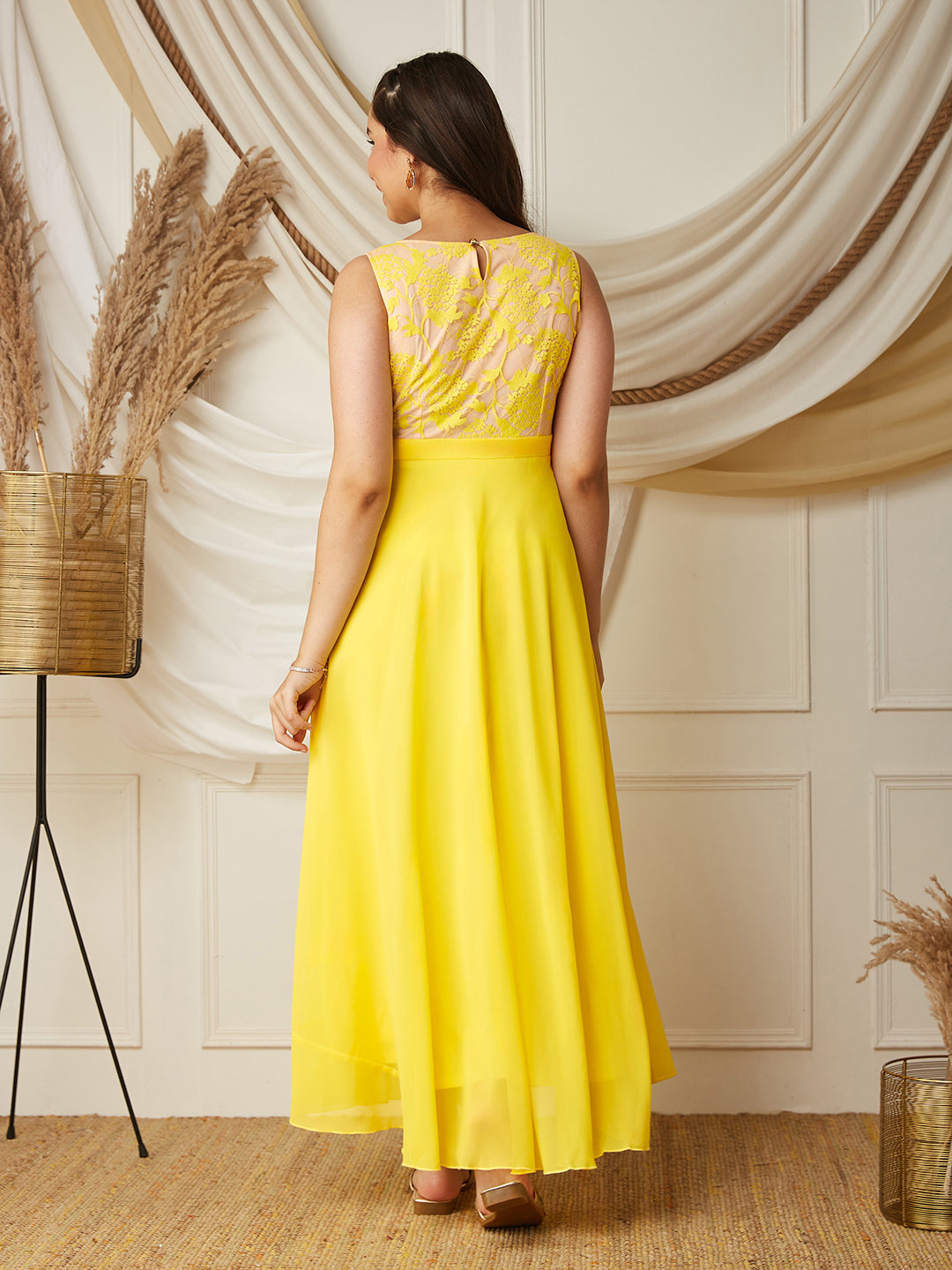 Light Yellow Boat-Neck Sleeveless Solid Lace Overlaid Polyester Maxi Dress