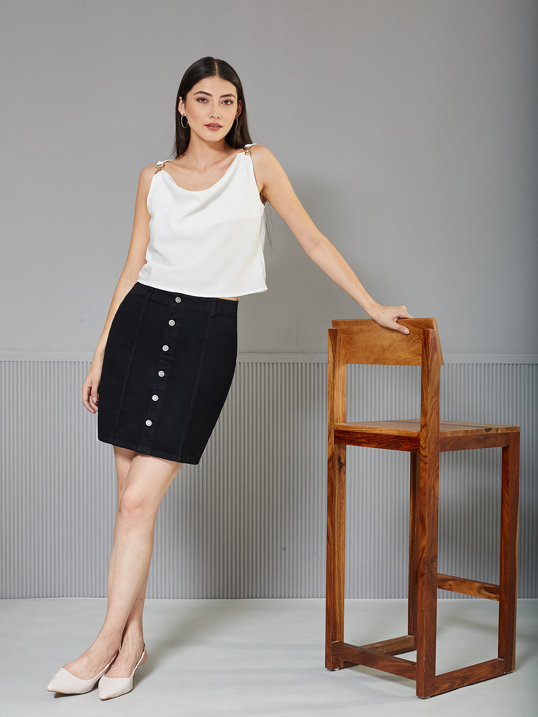 Black Stretchable Solid A-line Mini Denim Skirt for Women