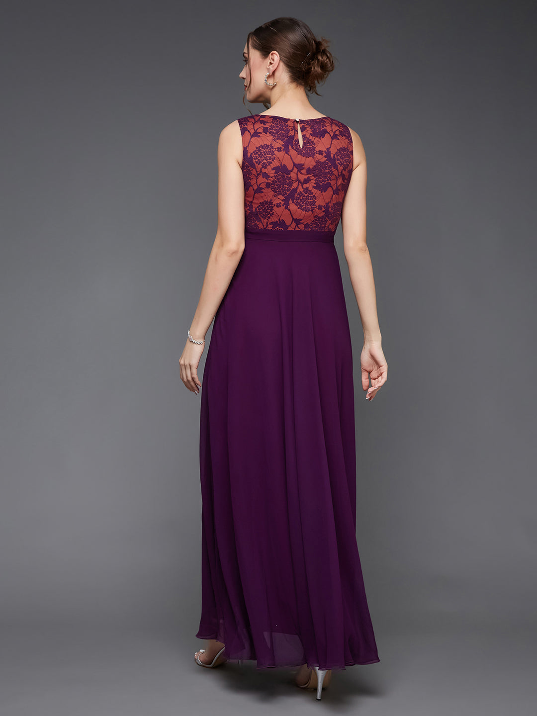 Women's Dark Purple Round Neck Sleeveless Georgette & Lace Floral Fit & Flare Maxi Dress