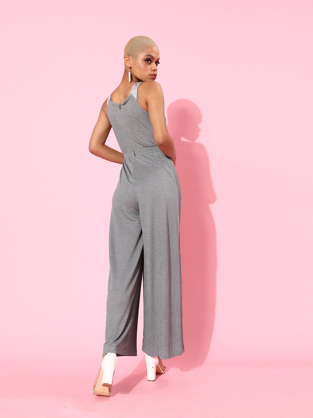 Women's Gray Solid Relaxed Fit V-Neck Sleeveless Regular Length Elasticated Jumpsuit