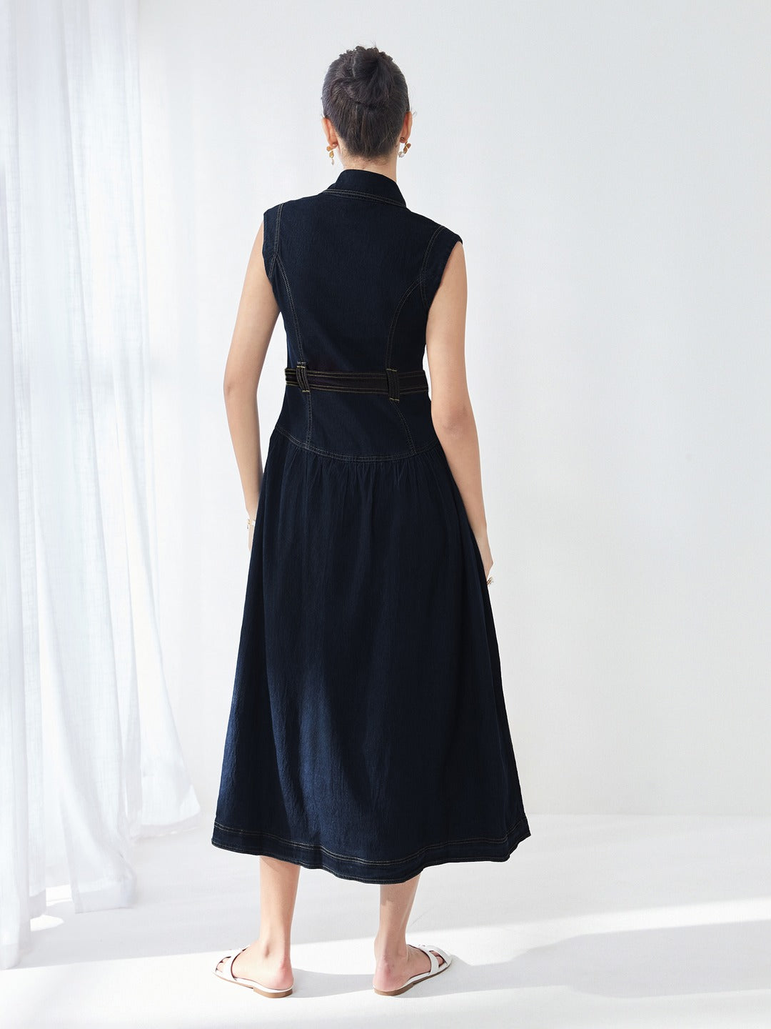 Dark Blue Notched-Collar Sleeveless Solid Drop Waist Maxi-Length Light Weight Denim Shirt Dress for Women