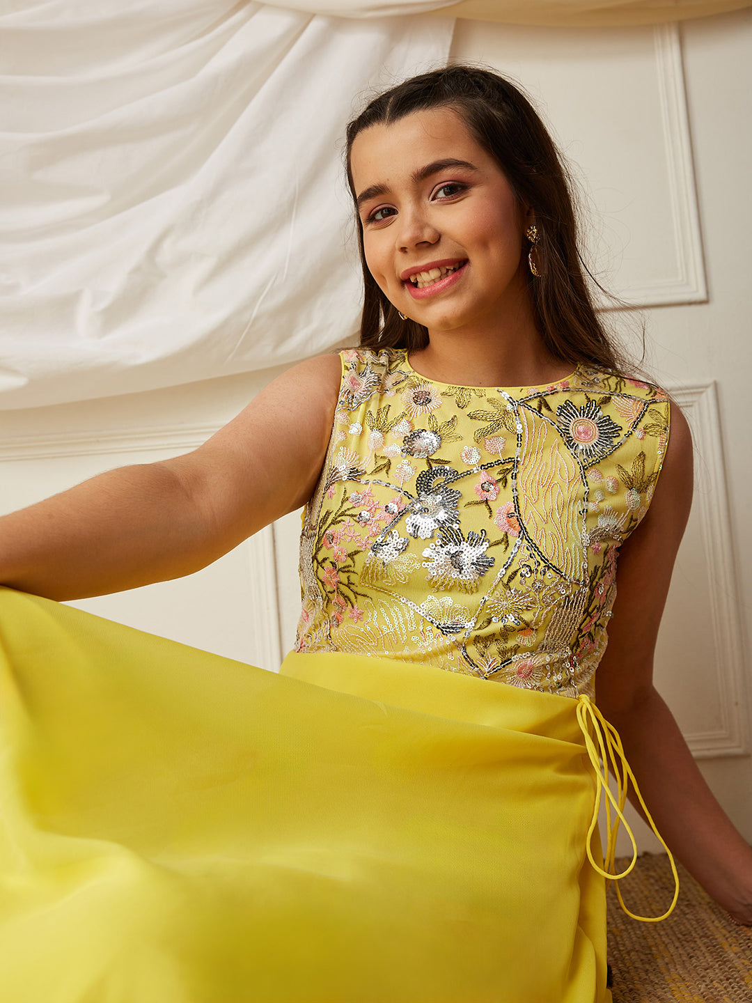 Multicolored-Base-Light Yellow Round-Neck Sleeveless Embellished Flared Polyester Maxi Dress