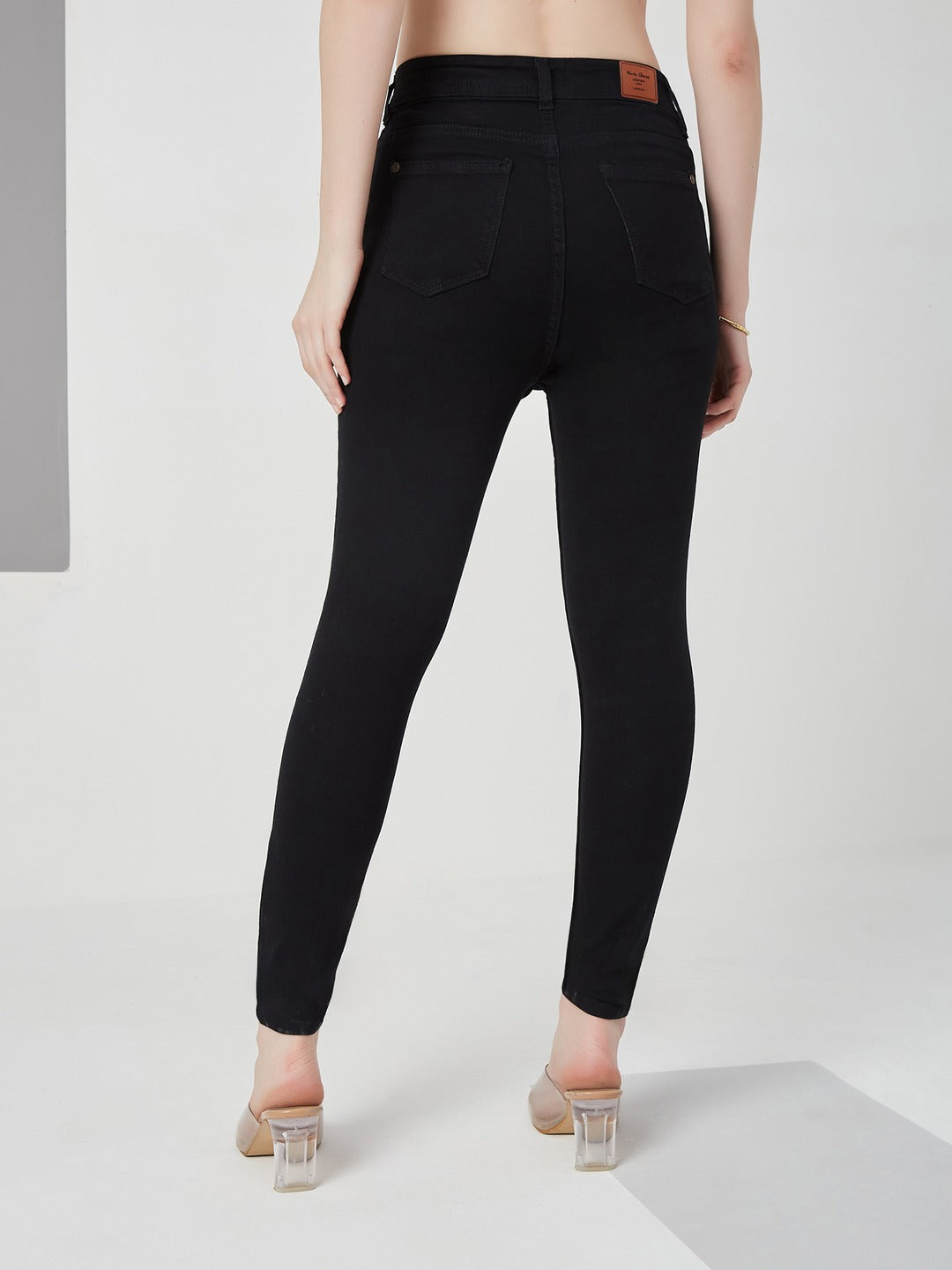 Black Slim Fit high-rise Mild Distressed Ripped Denim Stretchable Jeans for Women