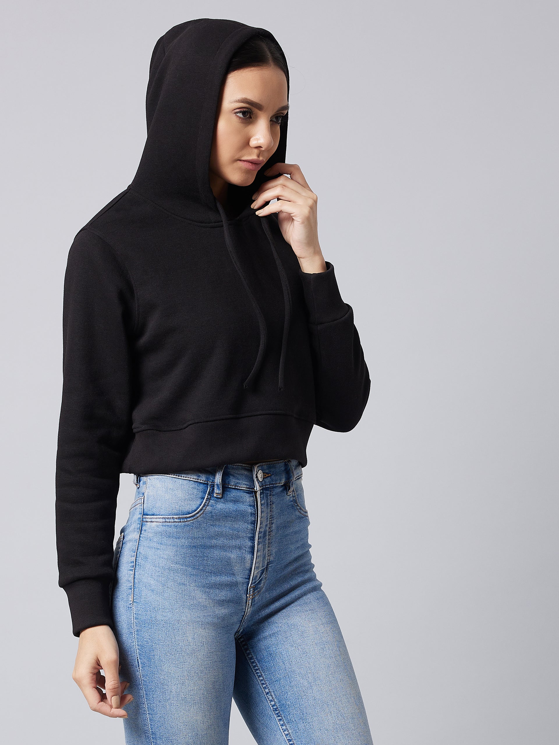 Women's Black Round Neck Full Sleeve Solid Crop Sweatshirt