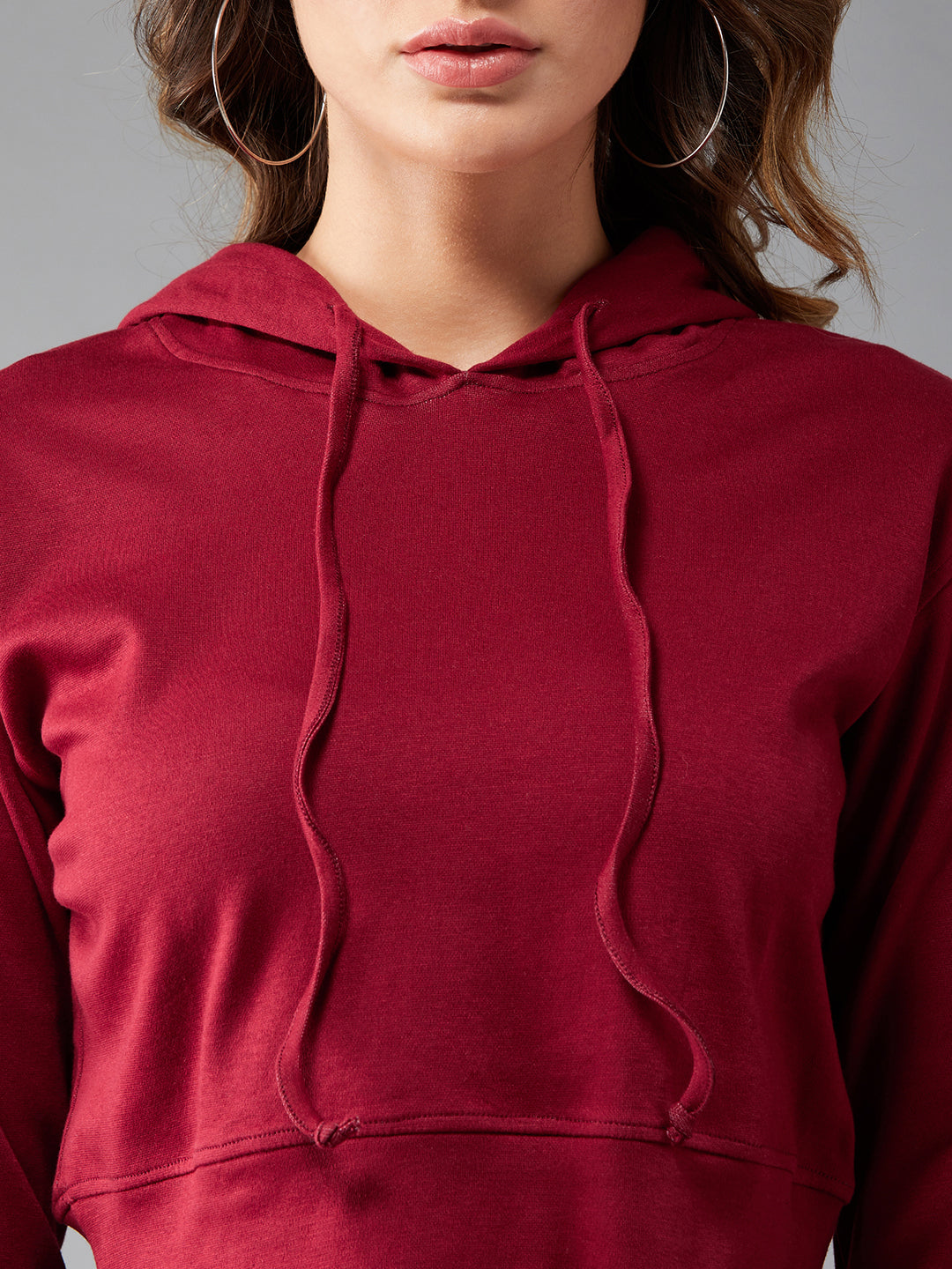 Women's Maroon Solid Round Neck Full Sleeve Hooded Boxy Crop Sweatshirt