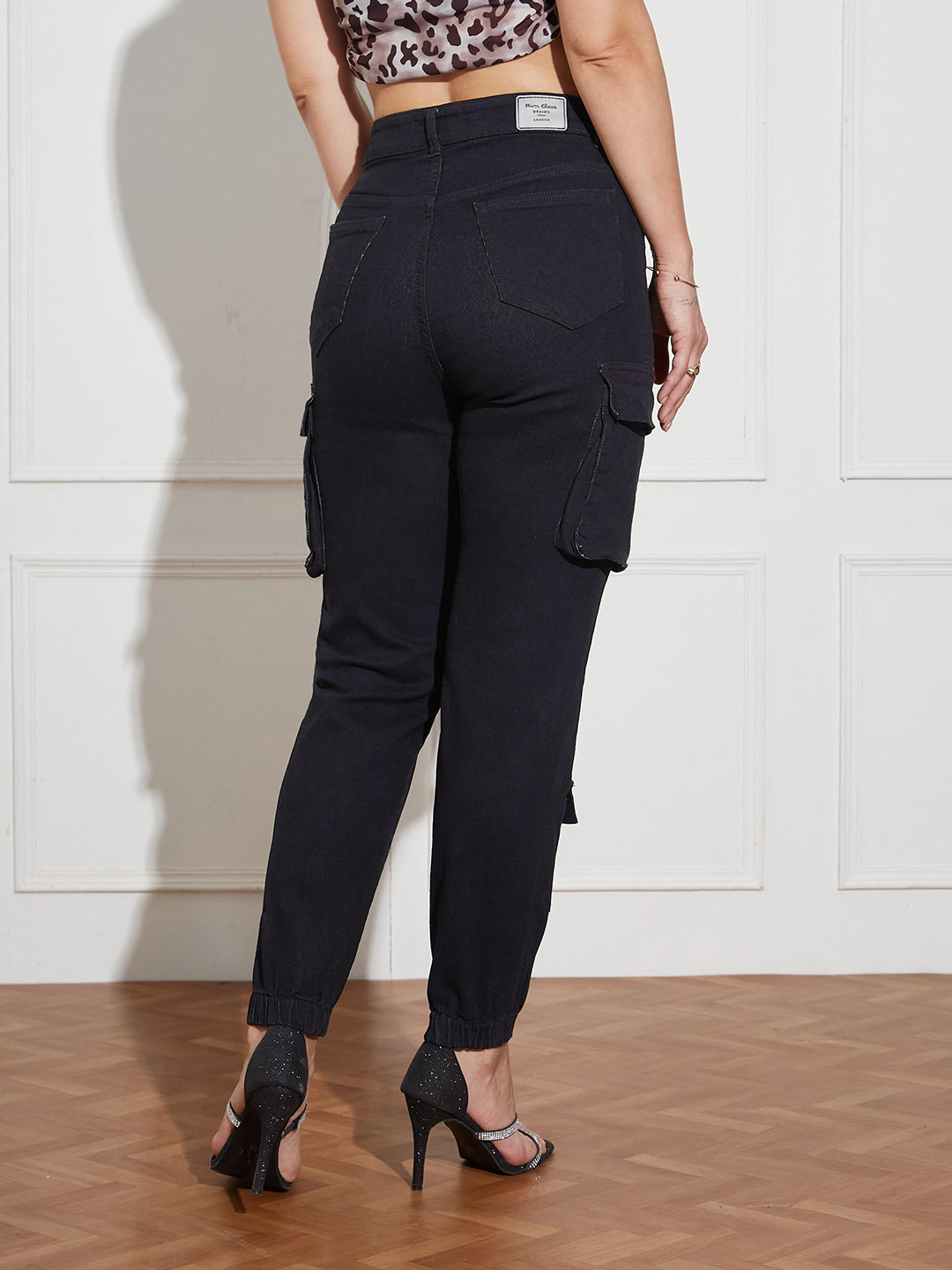Women's Black Regular High Rise Clean Look Regular Stretchable Denim Joggers
