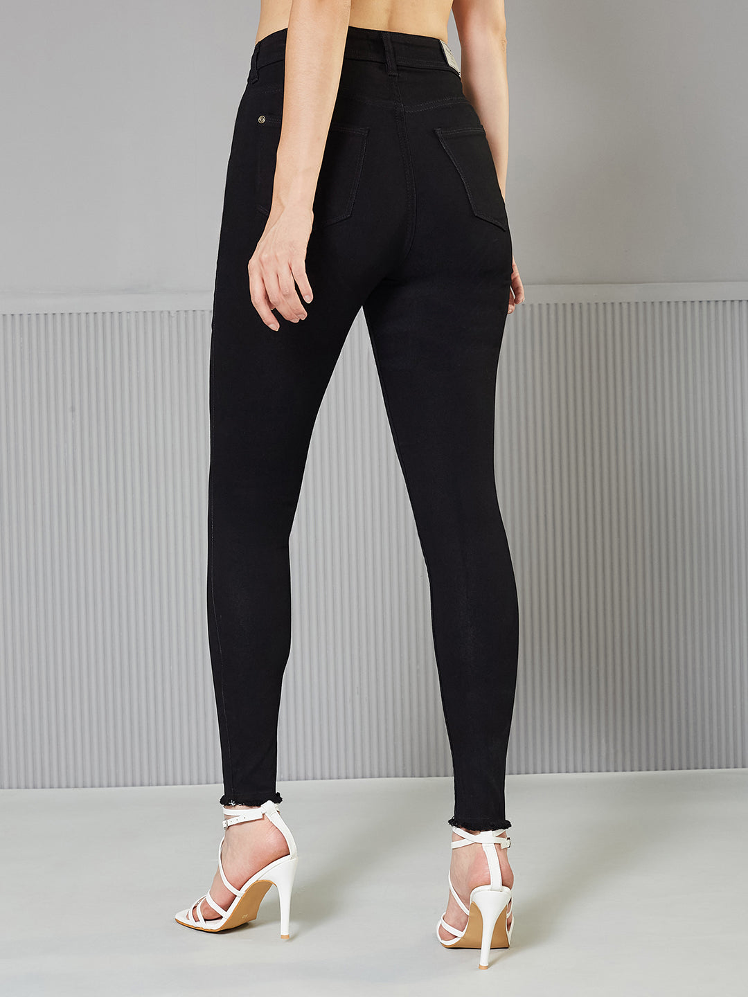 CHASEstretch™ Black Slim-Fit High-Rise Denim Jeans for Women