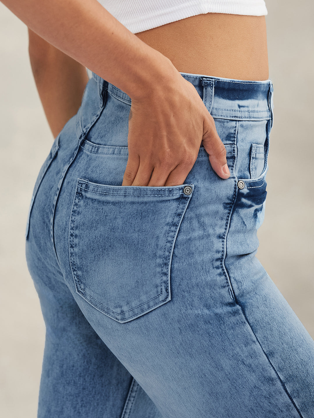 Women's Light Blue Wide-Leg Fit High-Rise Stretchable Denim Jeans