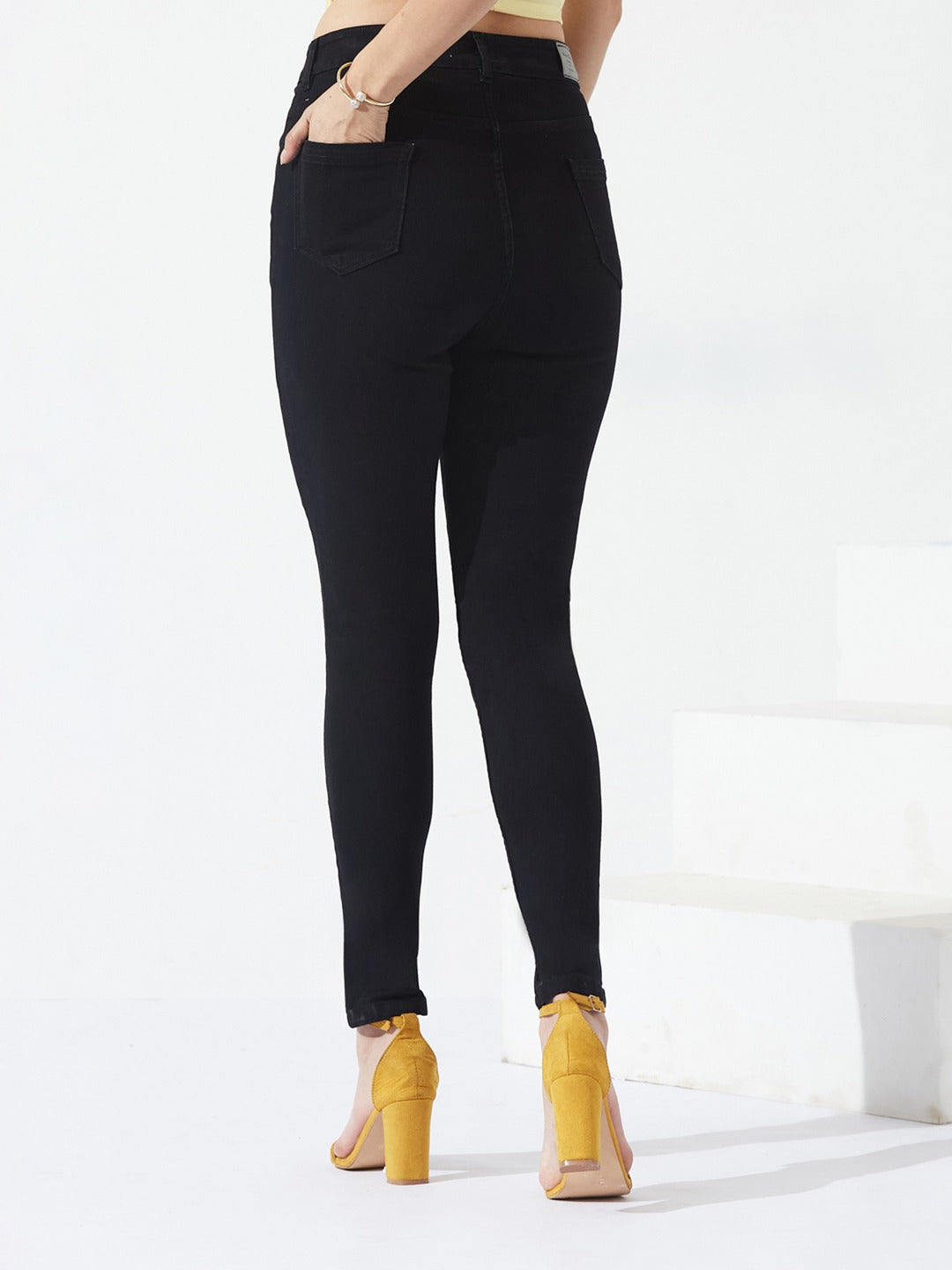Black Skinny high-rise Stretchable Denim Jeans for Women