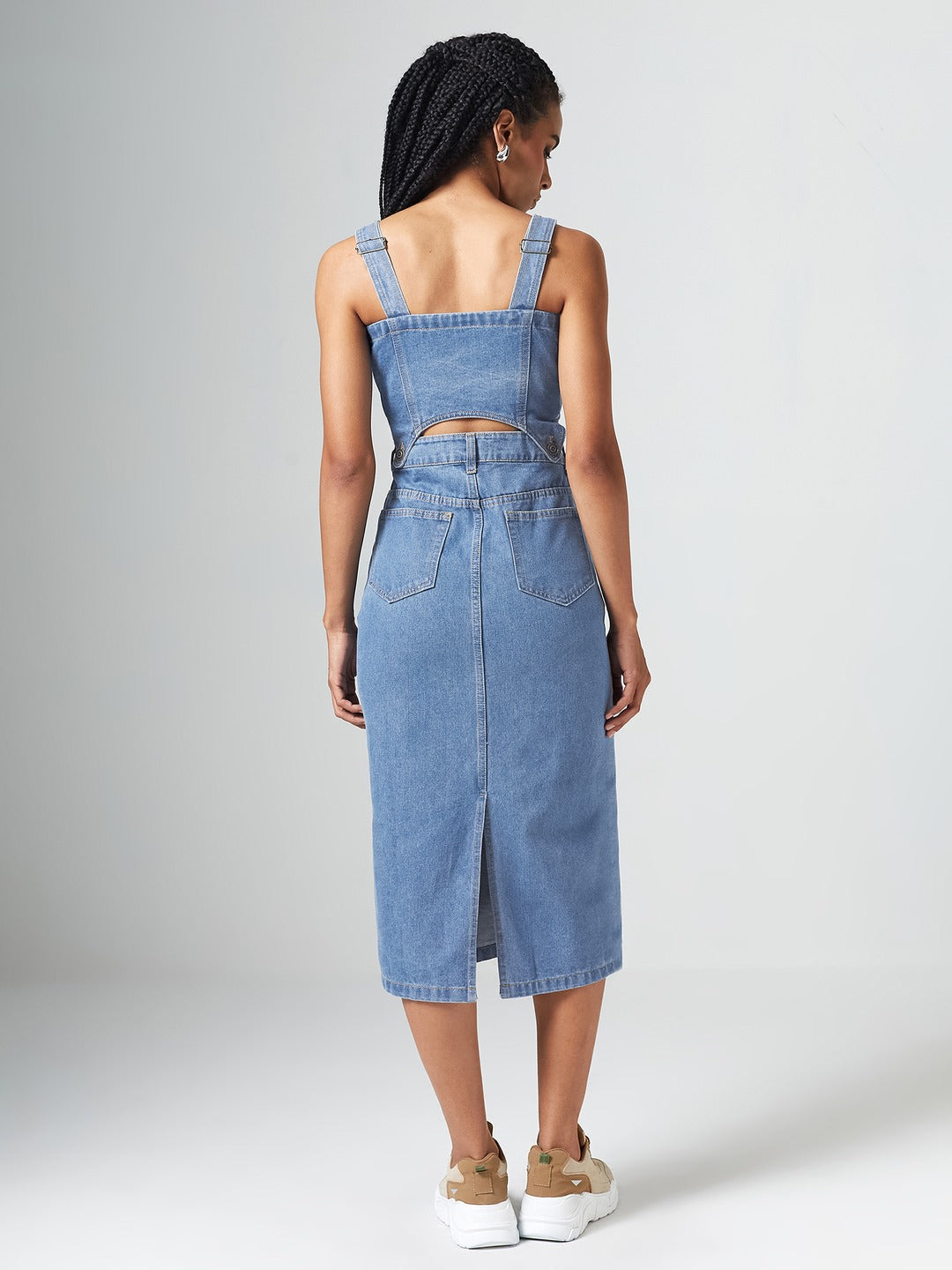 Blue Square Neck Sleeveless Solid Pinafore Detachable Midi Denim Co-Ord Set for Women