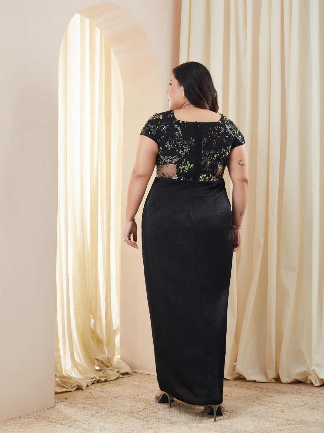 Black Sweetheart-Neck Raglan-Sleeve Embellished Draped Maxi Velvet Dress for Women