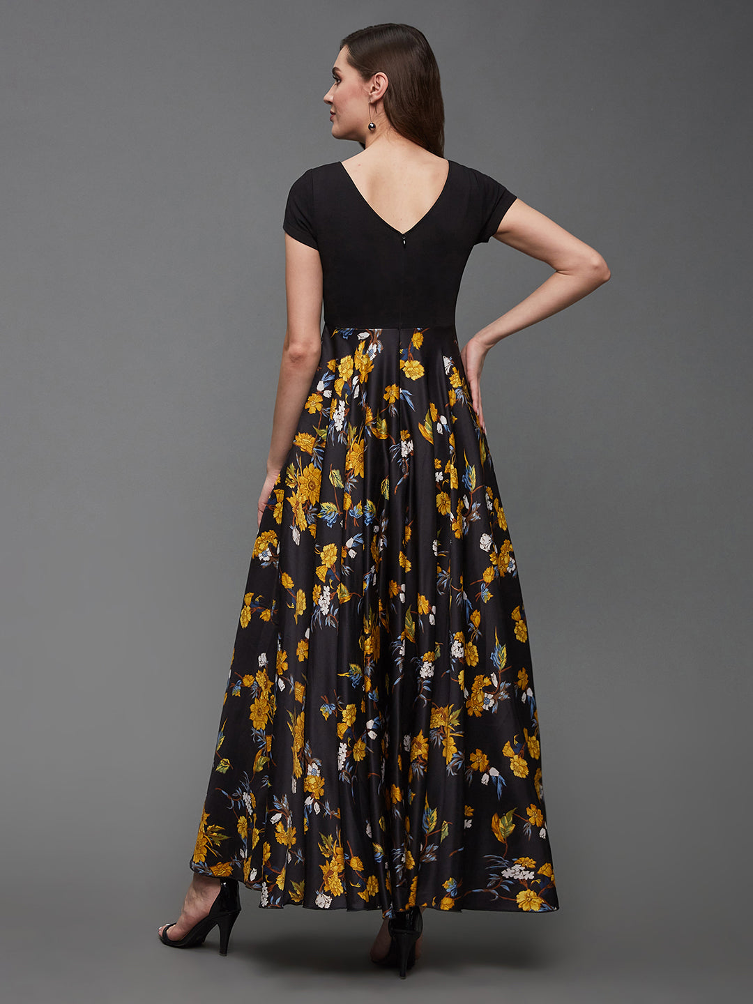 Women's Multicolored-Base-Black Keyhole Neck Short Sleeve Floral Polyester Fit & Flare Maxi Dress