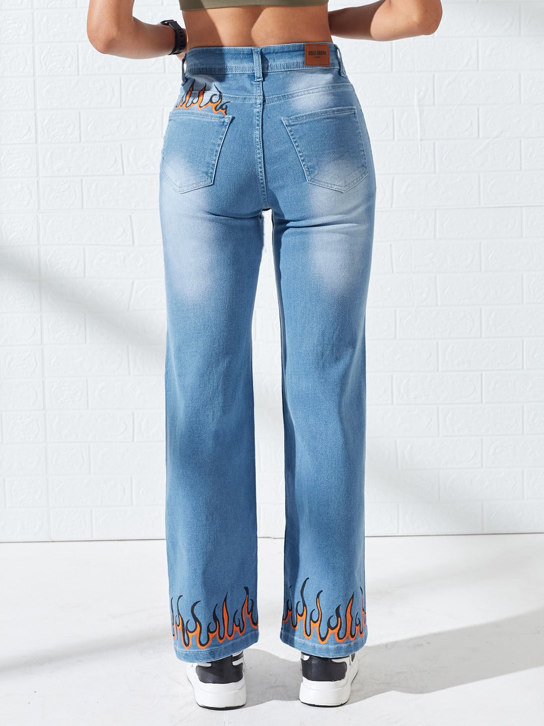 Hand-Painted Light Blue Straight Fit Mid-Rise Stretchable Denim Jeans For Women