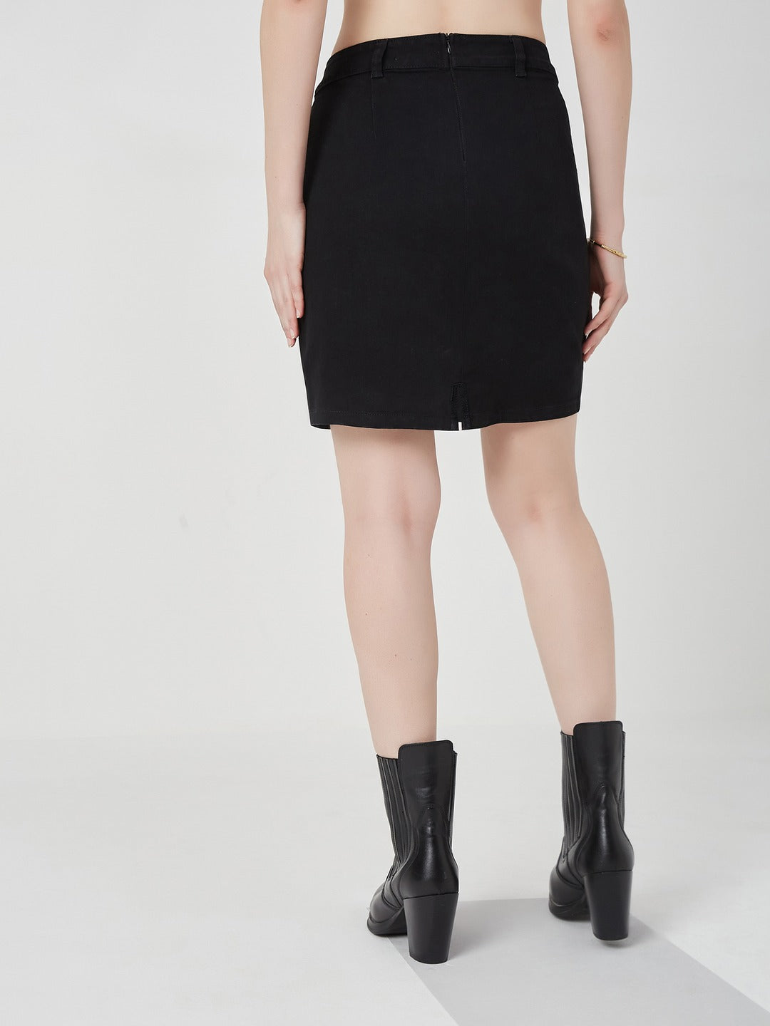 Black Stretchable Solid A-line Mini Denim Skirt for Women