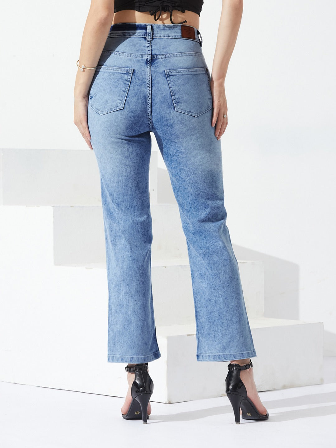 Light Blue Mom Fit high-rise Hand Painted Heavy Wash Stretchable Denim Jeans for Women