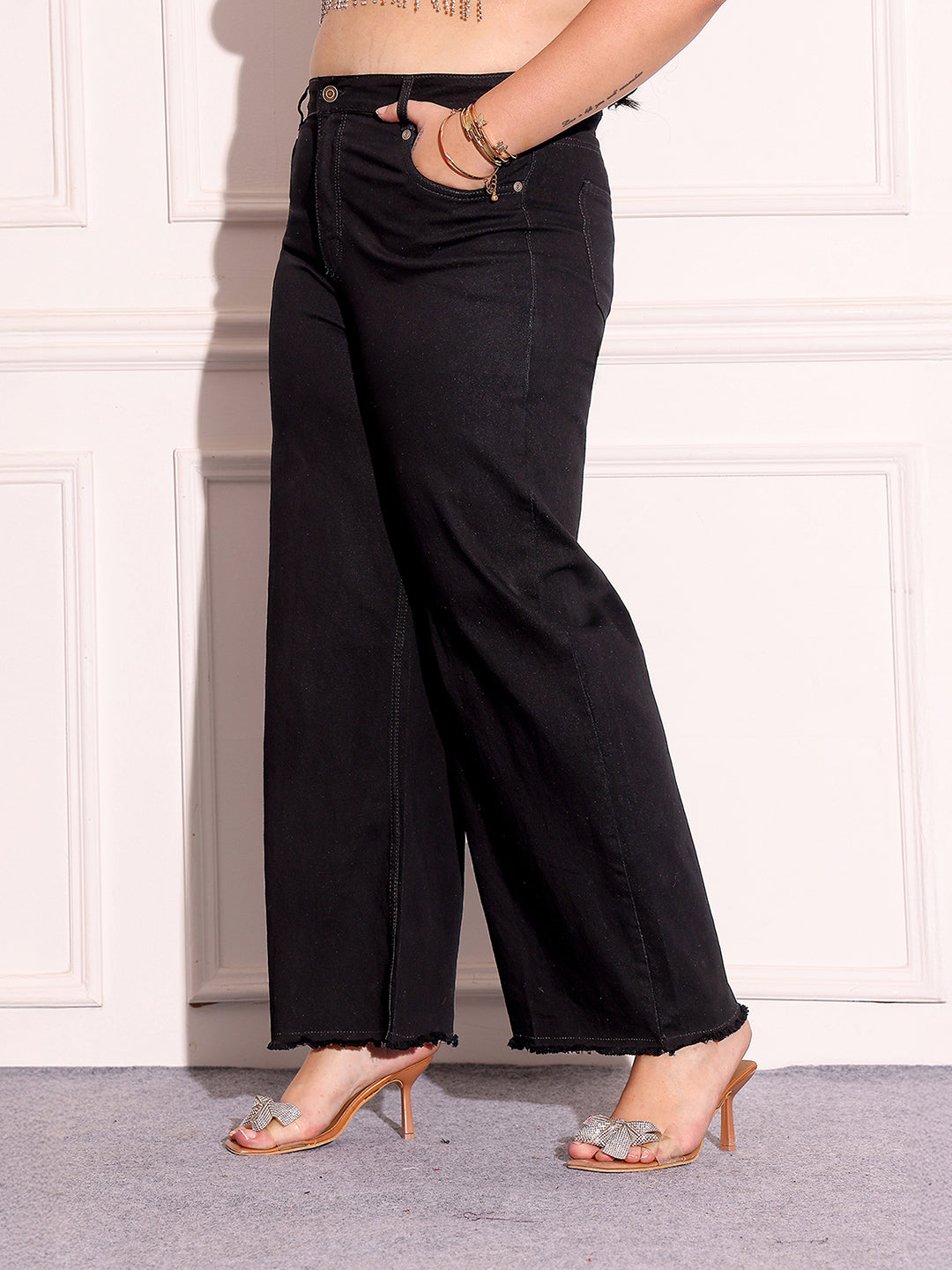 Women's Black High-Rise Stretchable Wide-Leg Denim Jeans
