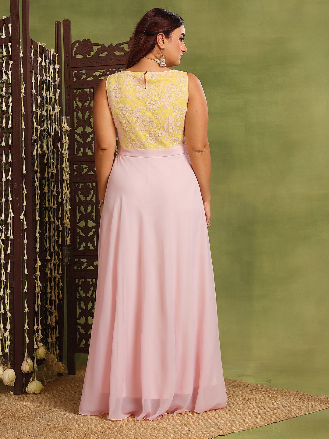 Women's Dusty Pink Boat Neck Sleeveless Self-Design Lace-Overlaid Georgette Maxi Dress