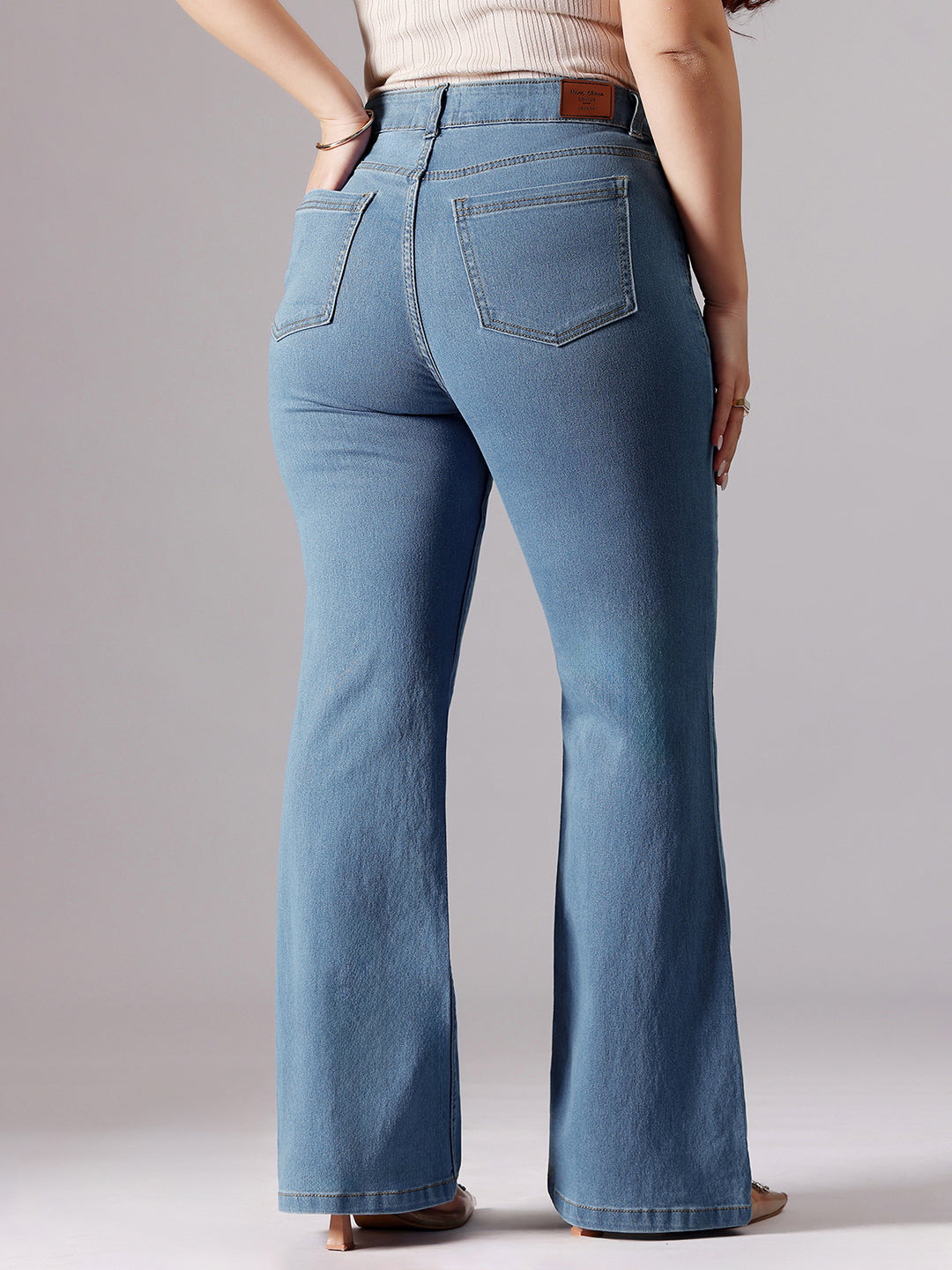 Women's Light Blue Bootcut High-Rise Clean-Look Stretchable Denim Jeans