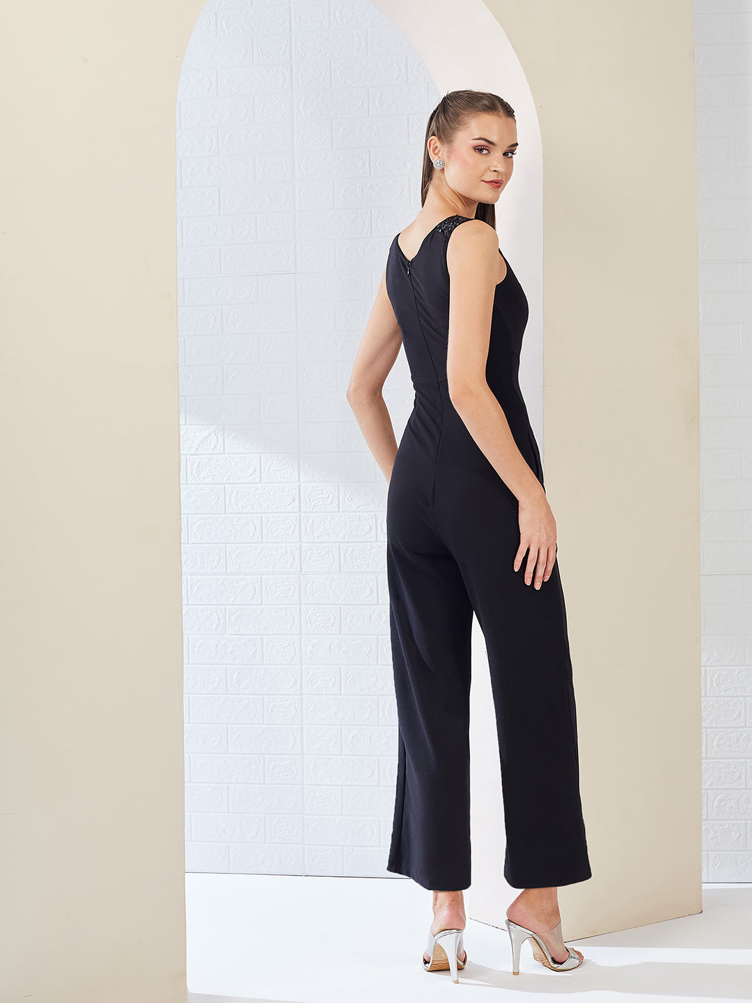 Black Embellished Sweet-heart neck Sleeveless Side Pocketed Polyester Panelled Regular Jumpsuit for Women