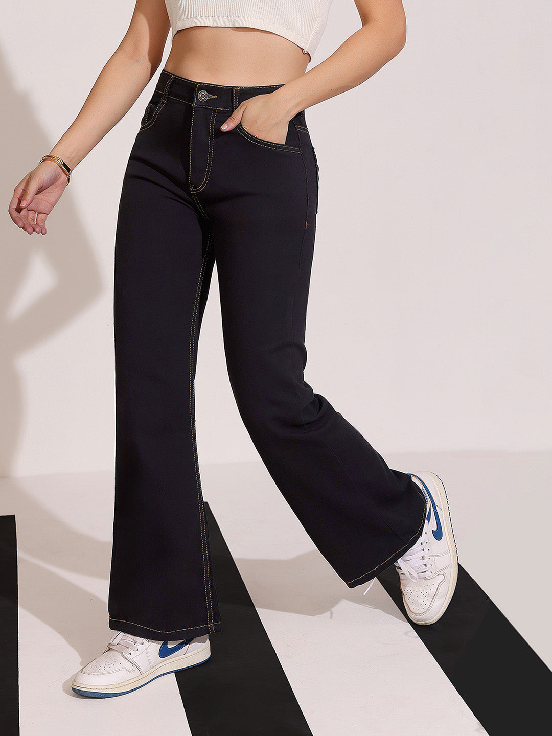 Women's Black Bootcut High-Rise Clean-Look Regular-Length Stretchable Denim Jeans
