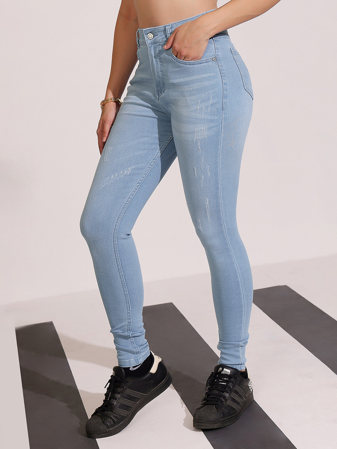 Women's Light Blue Skinny High-Rise Mild Distress Regular Stretchable Denim Jeans