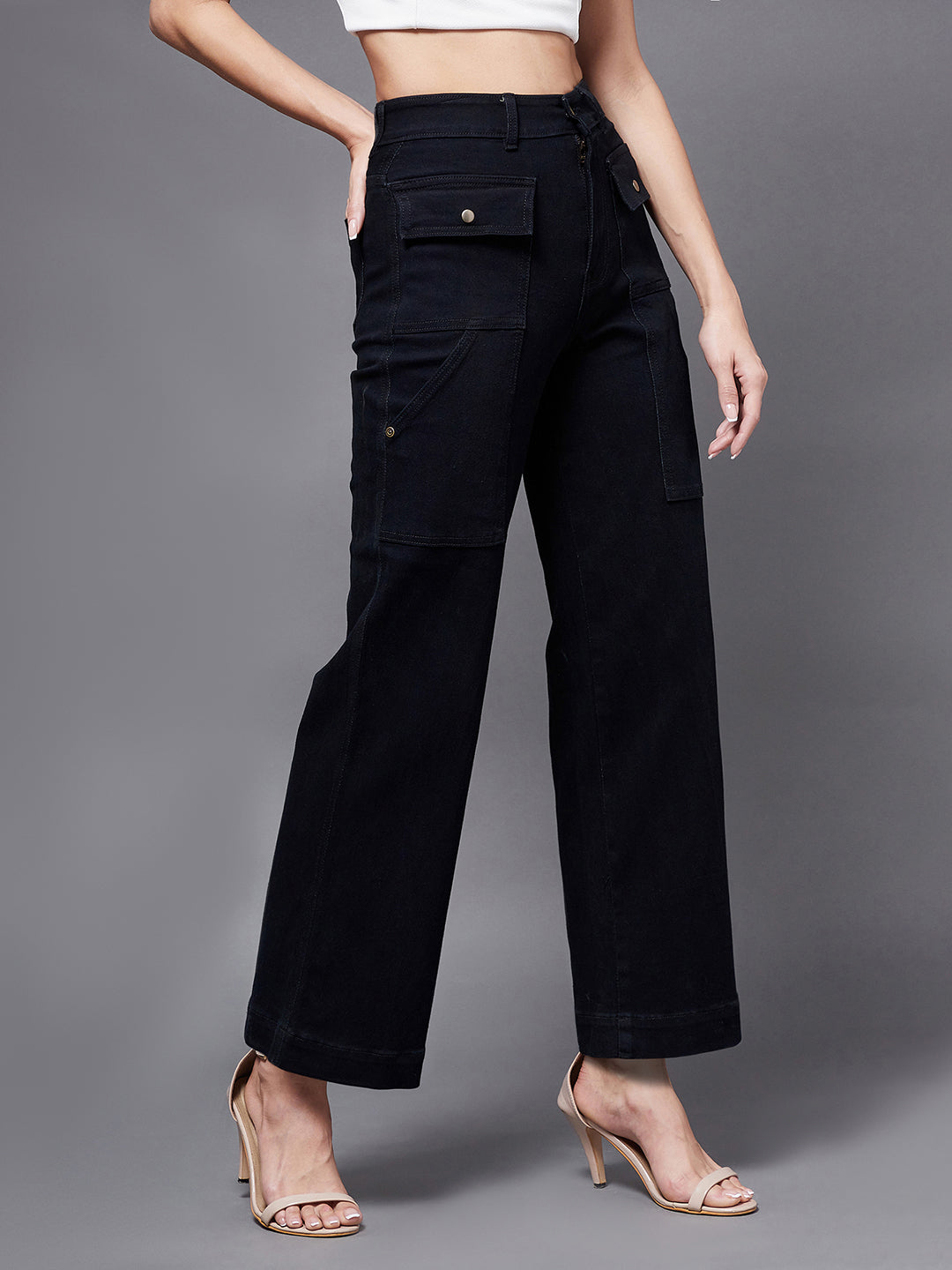 Women's Black flared High rise Clean look Regular Stretchable Denim Jeans