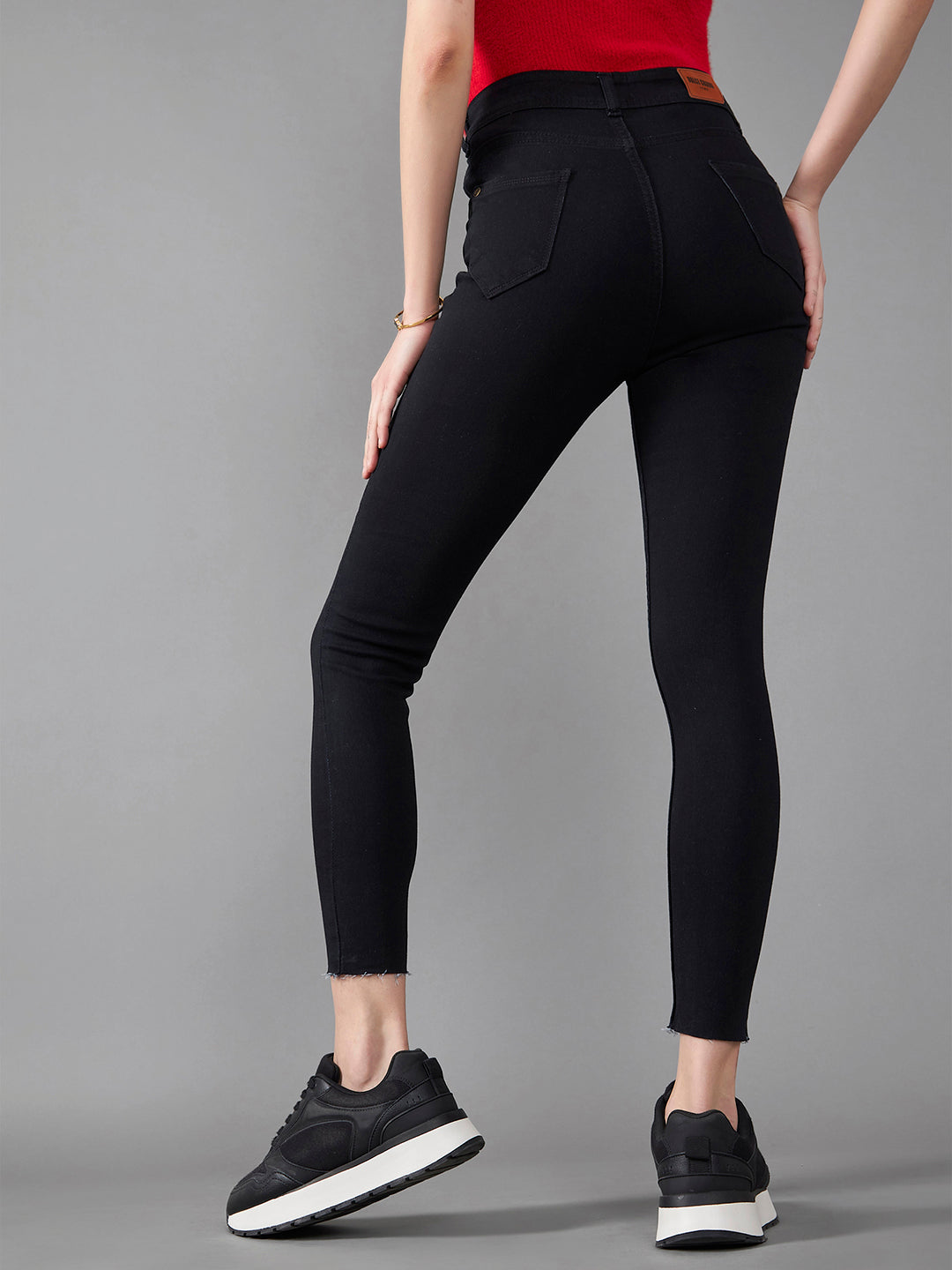 Women's Black Slim Fit High Rise Clean Look Cropped Length Stretchable Denim Jeans