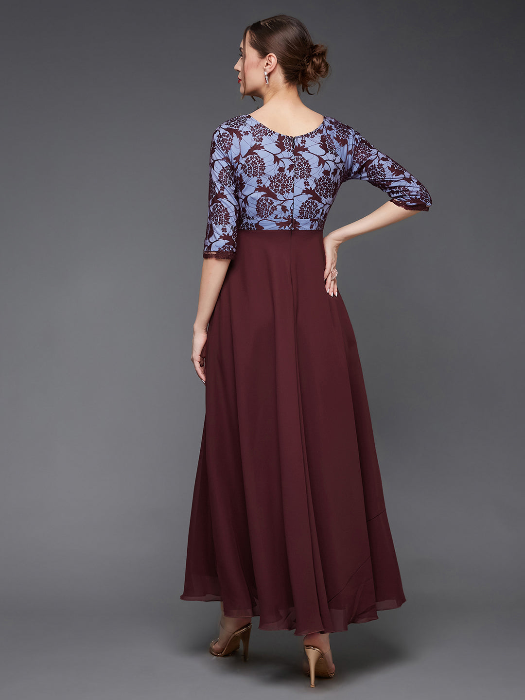 Women's Wine Sweet heart neck 3/4 Sleeve Self Design Fit & Flare Maxi Dress