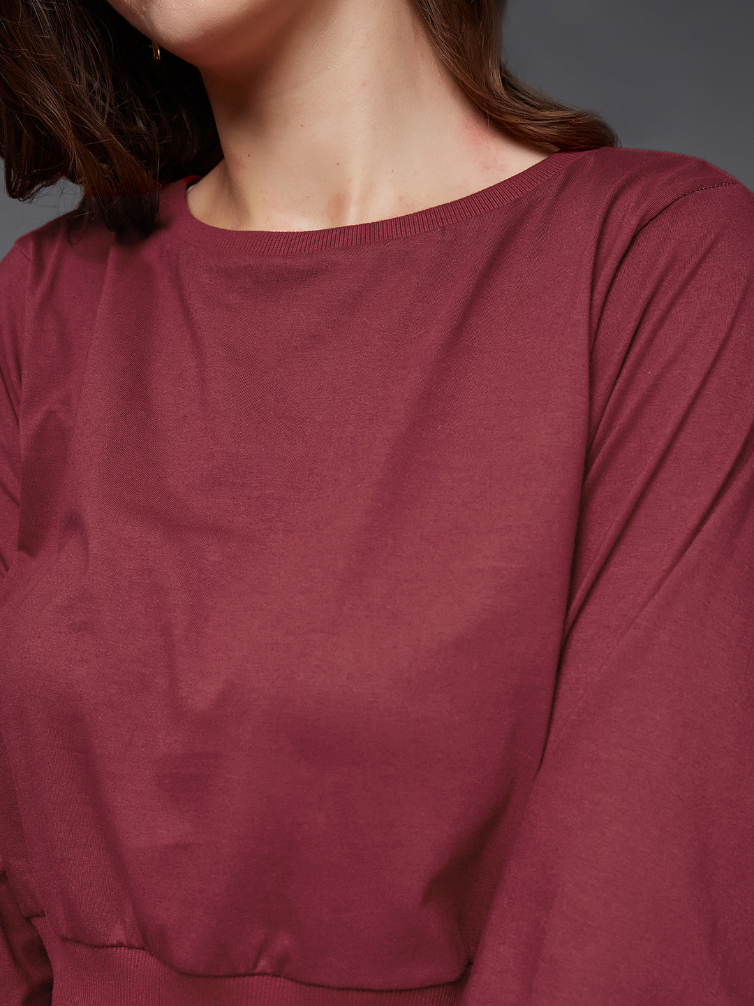 Women's Maroon Round Neck Full Sleeves Solid Crop Top