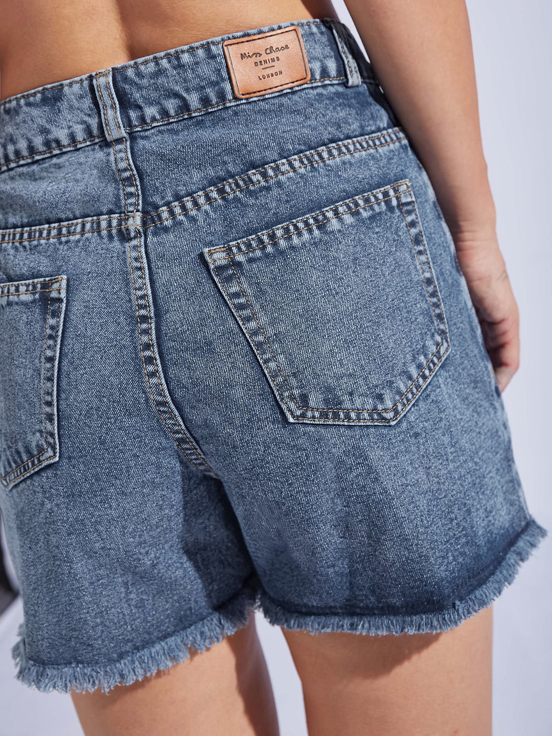 Women's Navy Blue Regular High-Rise Mild-Distress Regular Denim Skorts