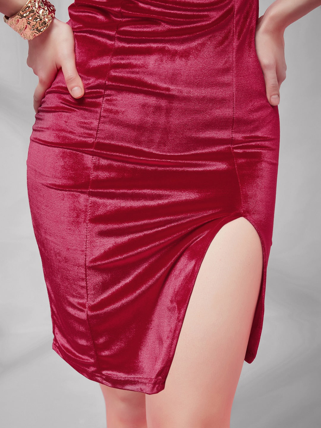Fuchsia Pink Sweetheart Neck Half Sleeve Solid Bodycon Knee-Long Velvet Dress for Women