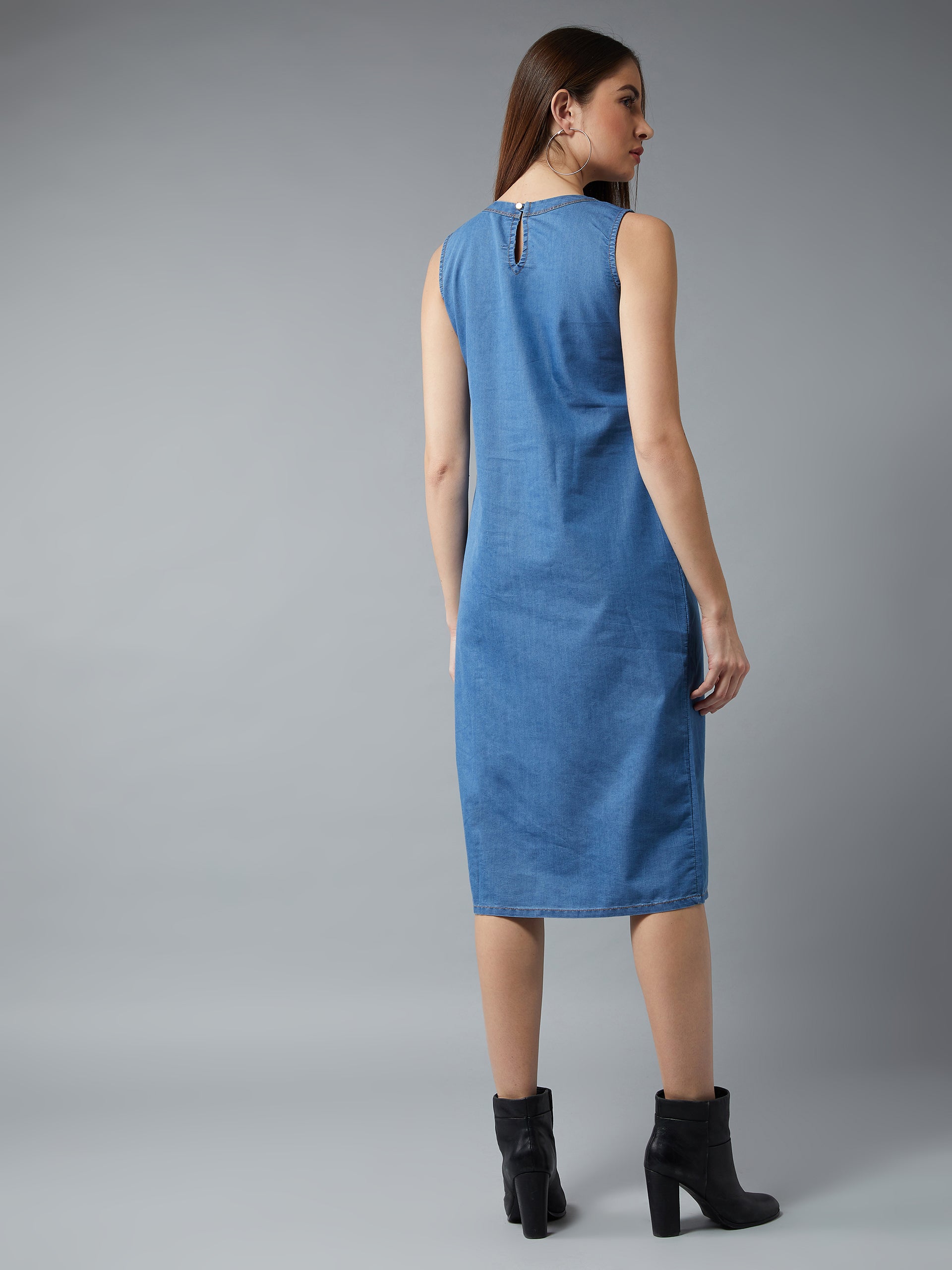 Women's Blue Round Neck Sleeveless Cotton Solid Front Slit Buttoned Cut-Out Midi Denim Dress