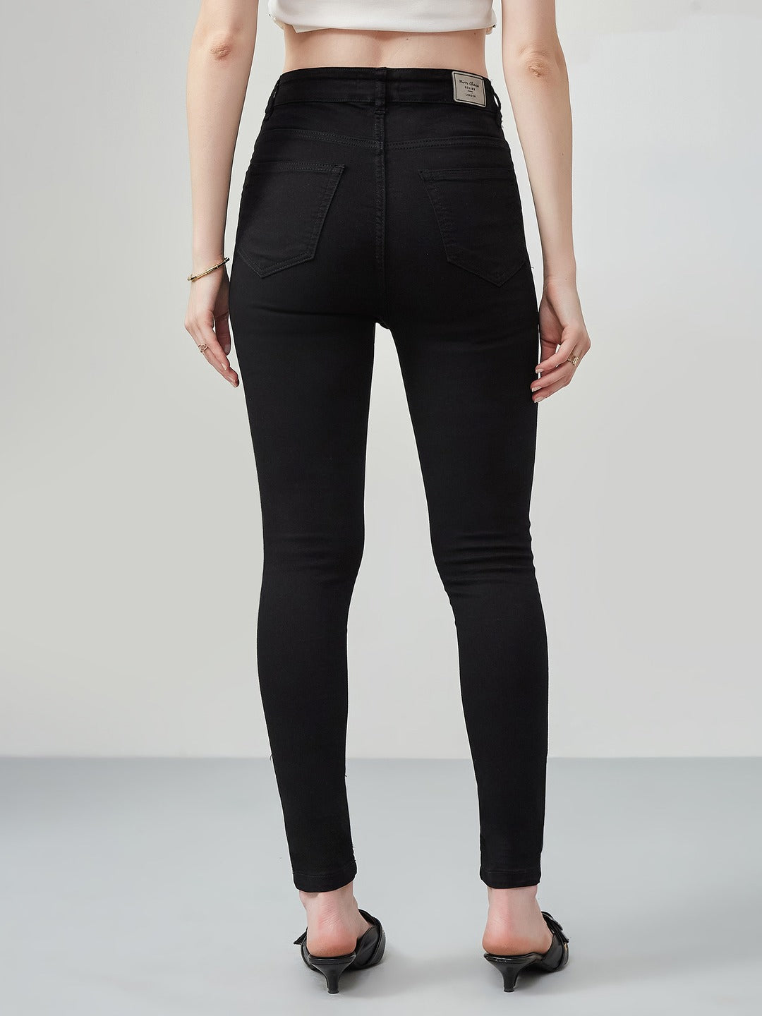 Black Super Skinny High-Rise Stretchable Denim Jeans for Women