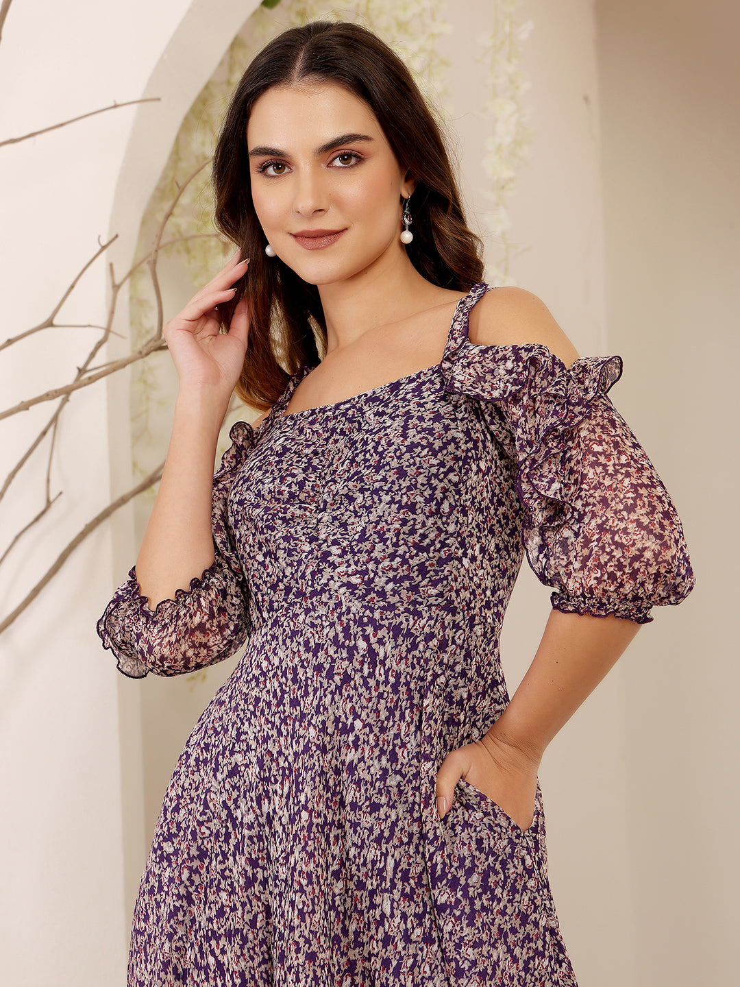 Women's Multicolored-Base-Purple Sweetheart Cold Shoulder Floral Ruched Chiffon Maxi Dress