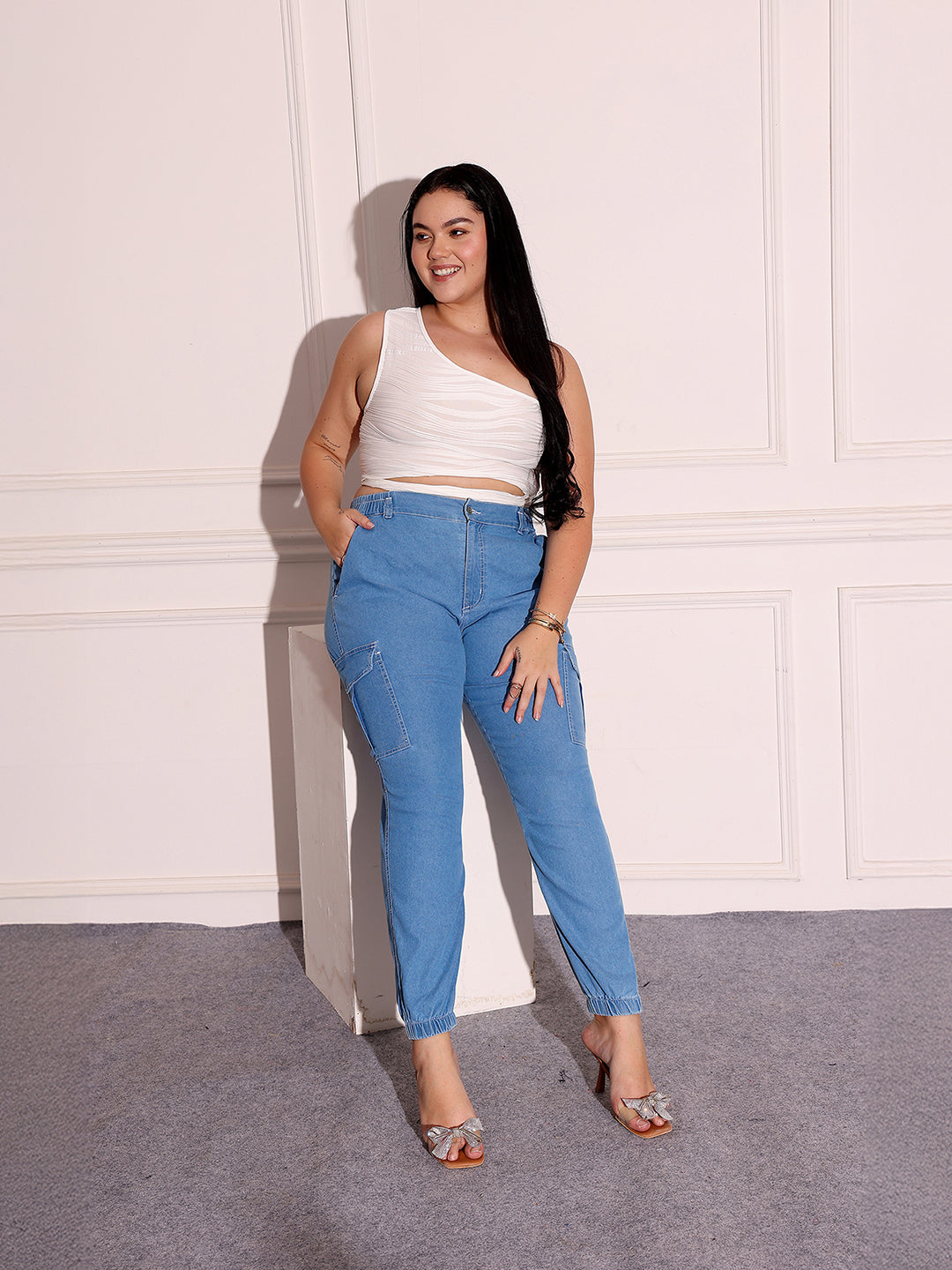 Women's Light Blue Regular High-Rise Regular Stretchable Light Weight Denim Joggers