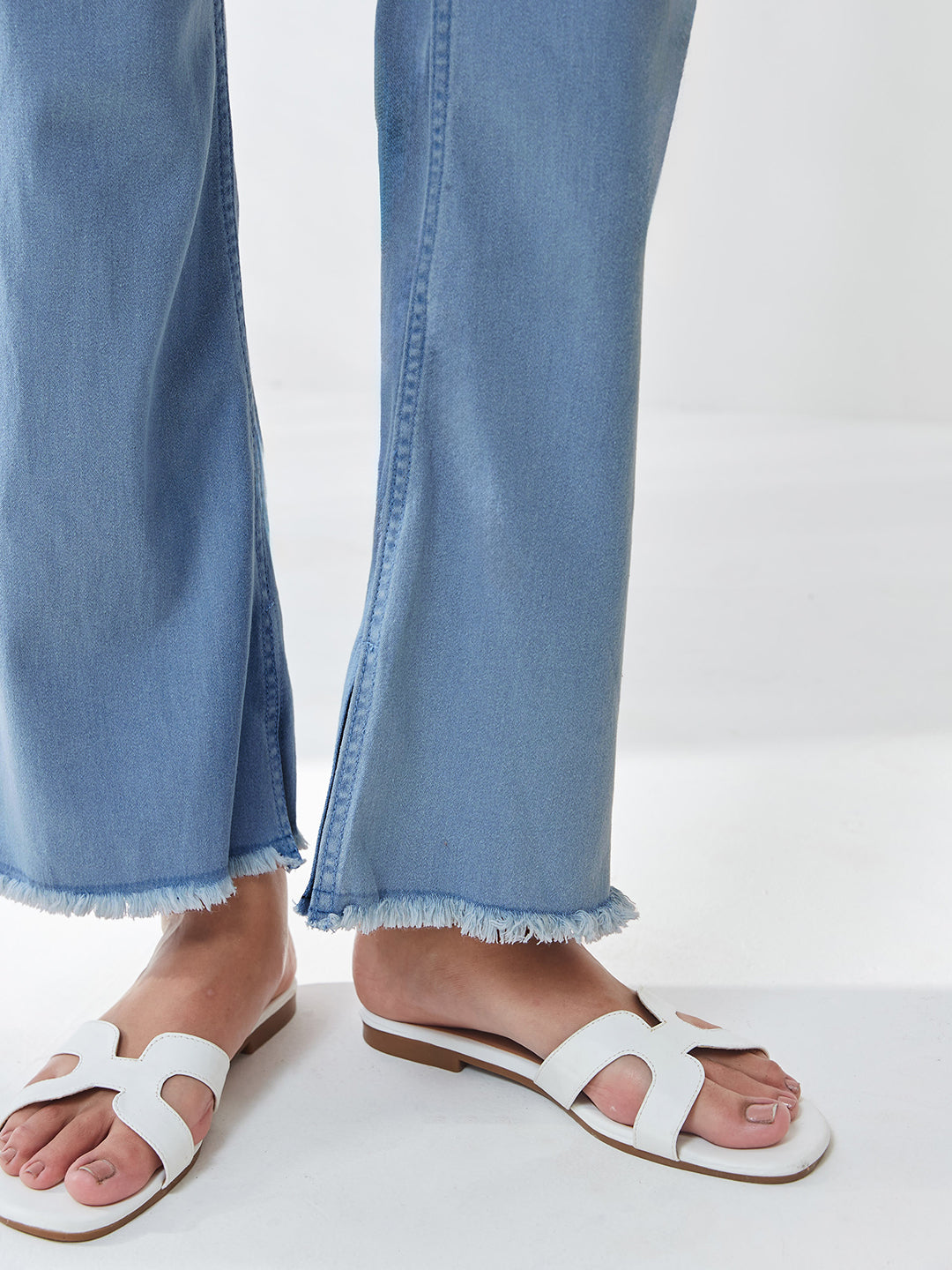 Light-Blue Bootcut High-Rise Cropped Denim Stretchable Jeans For Women
