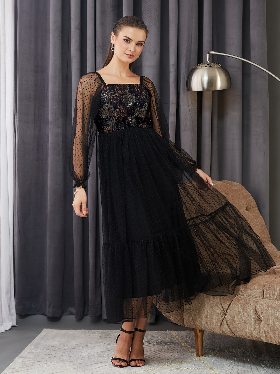 Women's Black Square Neck Raglan Sleeve Floral Tiered Midi Dress