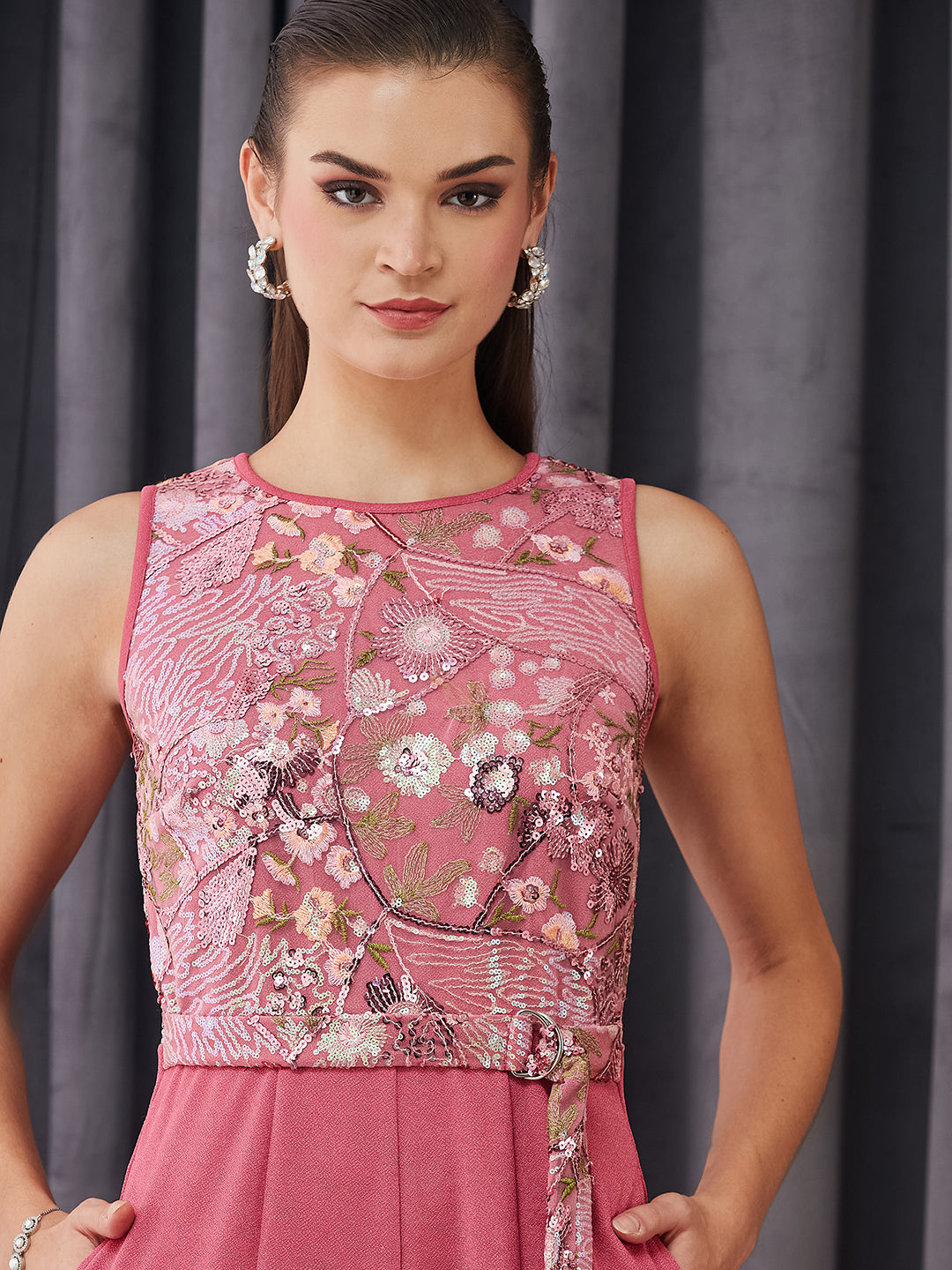 Women's Pink Round Neck Sleeveless Embroidered Straight Leg Polyester Regular-Length Jumpsuit