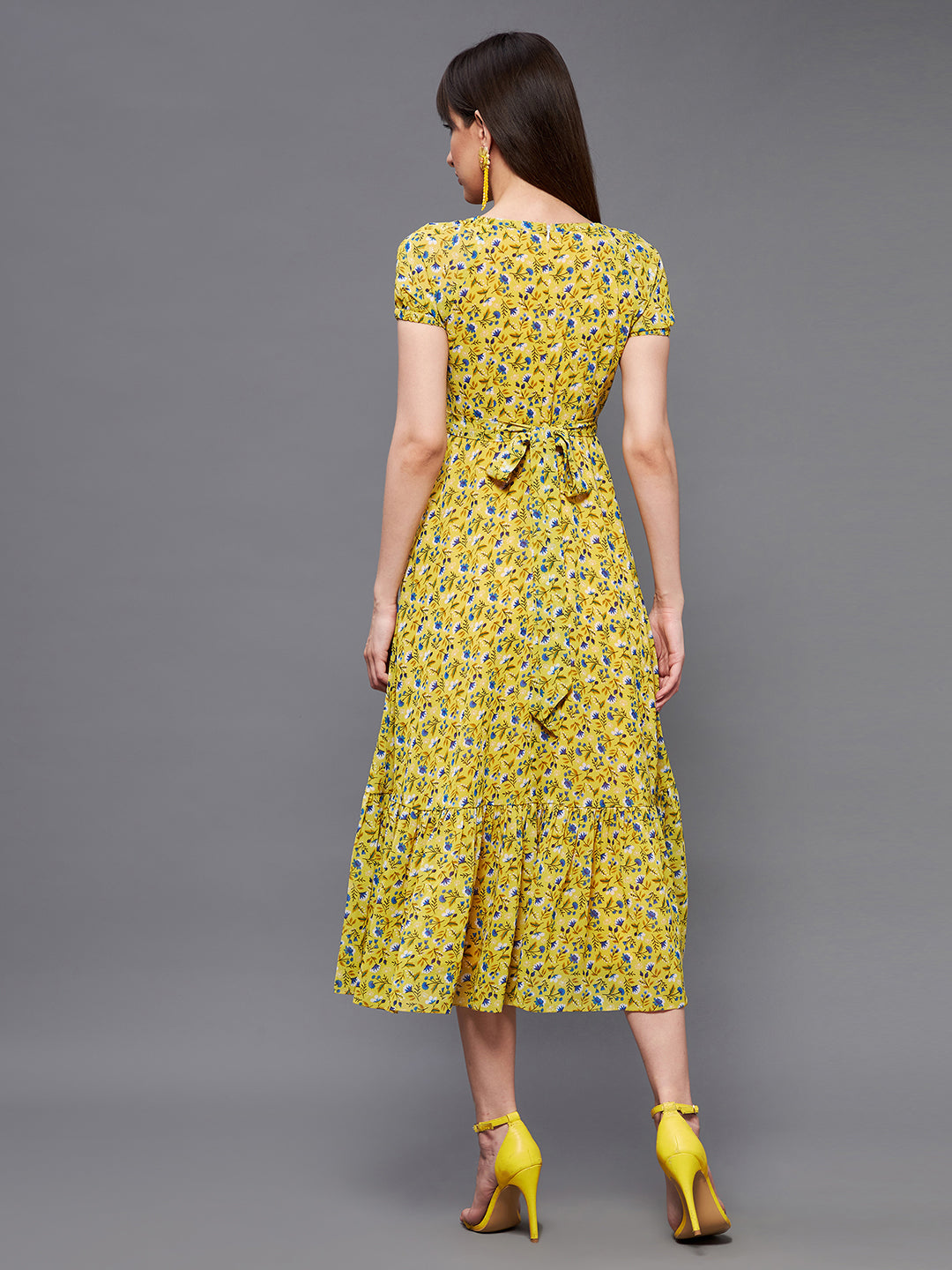 Women's Multicolored Base-Yellow Square Neck Short Puff Sleeve Floral Tiered Georgette Midi Dress