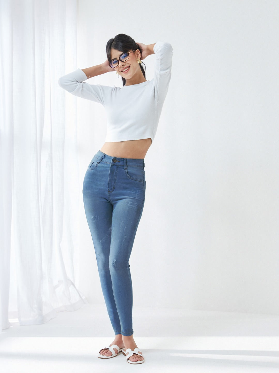 Blue Skinny High Rise Mild Distress Regular Stretchable Denim Jeans for Women