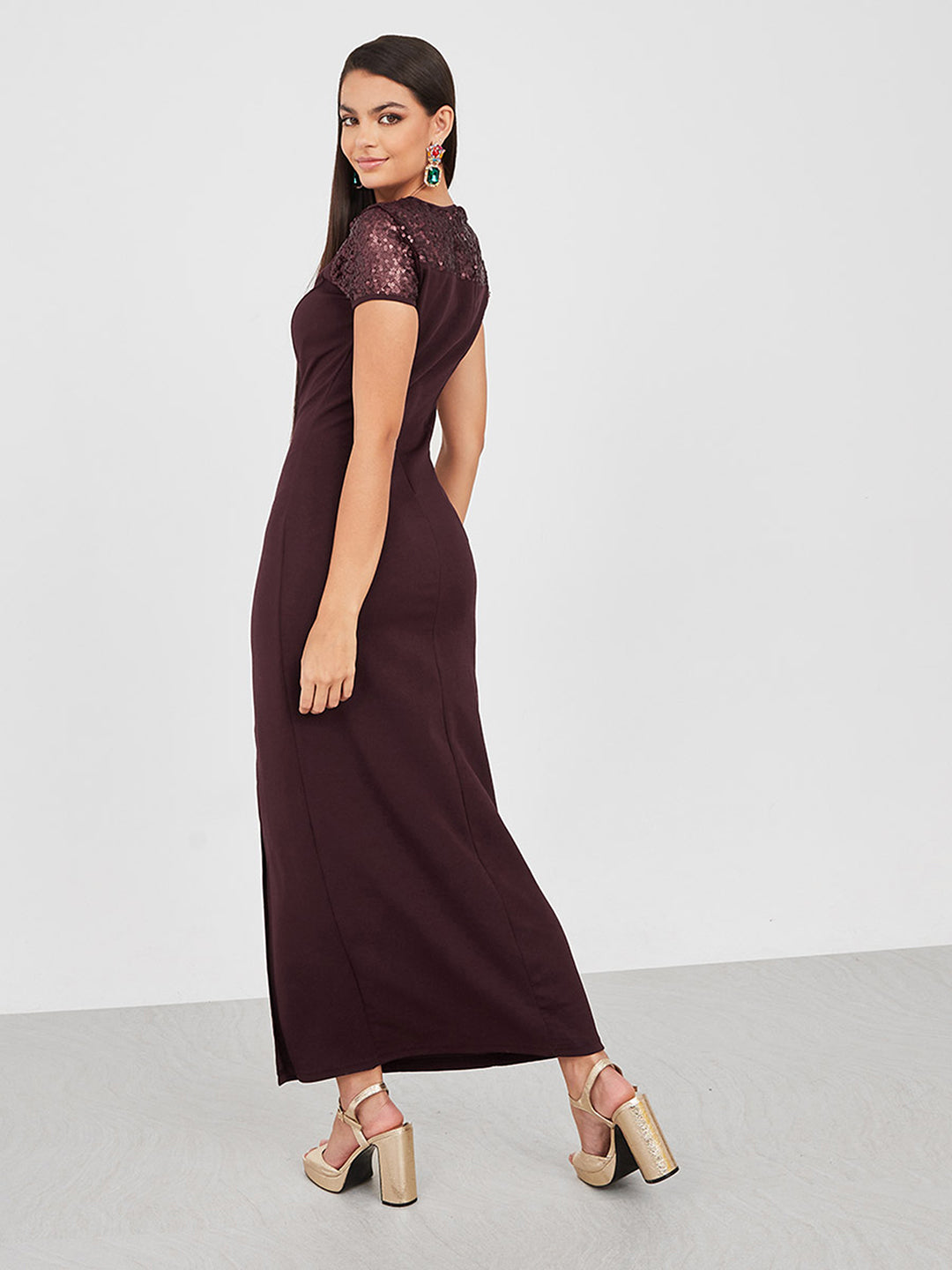 Women's Wine Red Round-Neck Cap Sleeves Sequin Paneled Solid Bodycon Maxi Dress