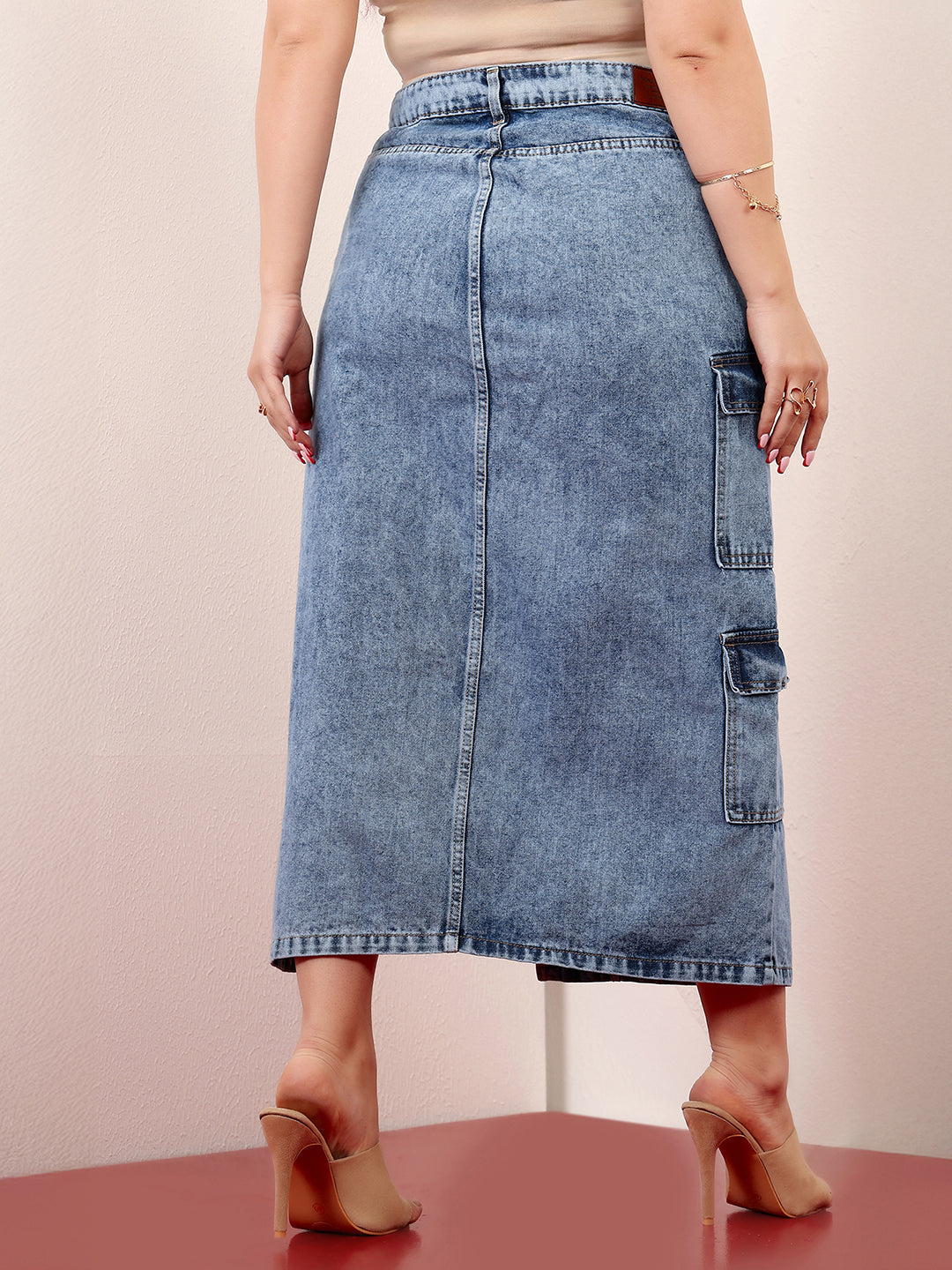Women's Blue Straight-Fit High-Rise Clean-Look Non-stretchable Denim Midi Skirt