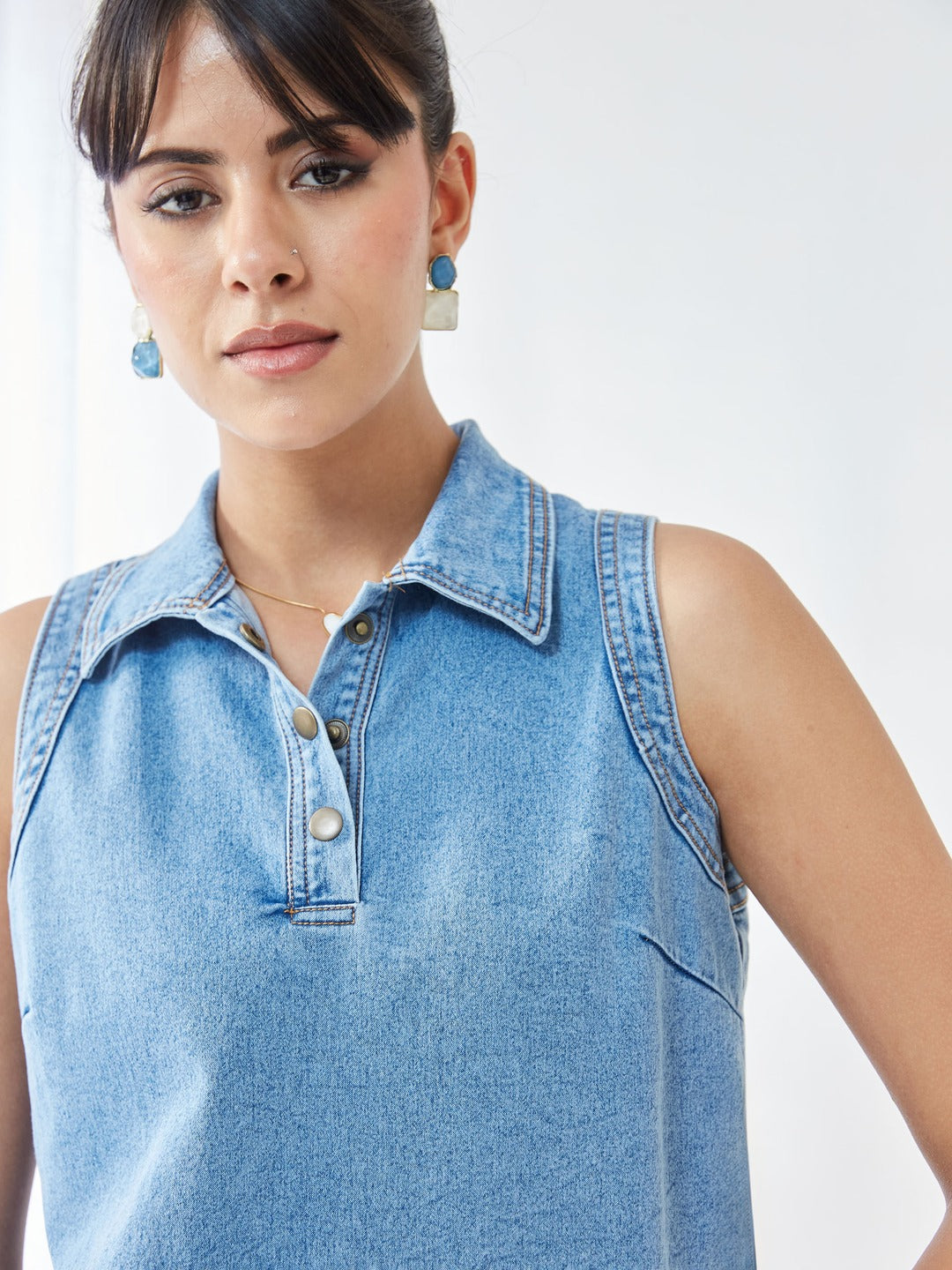 Light Blue Sleeveless Shirt Collar Button-Back Denim Top for Women