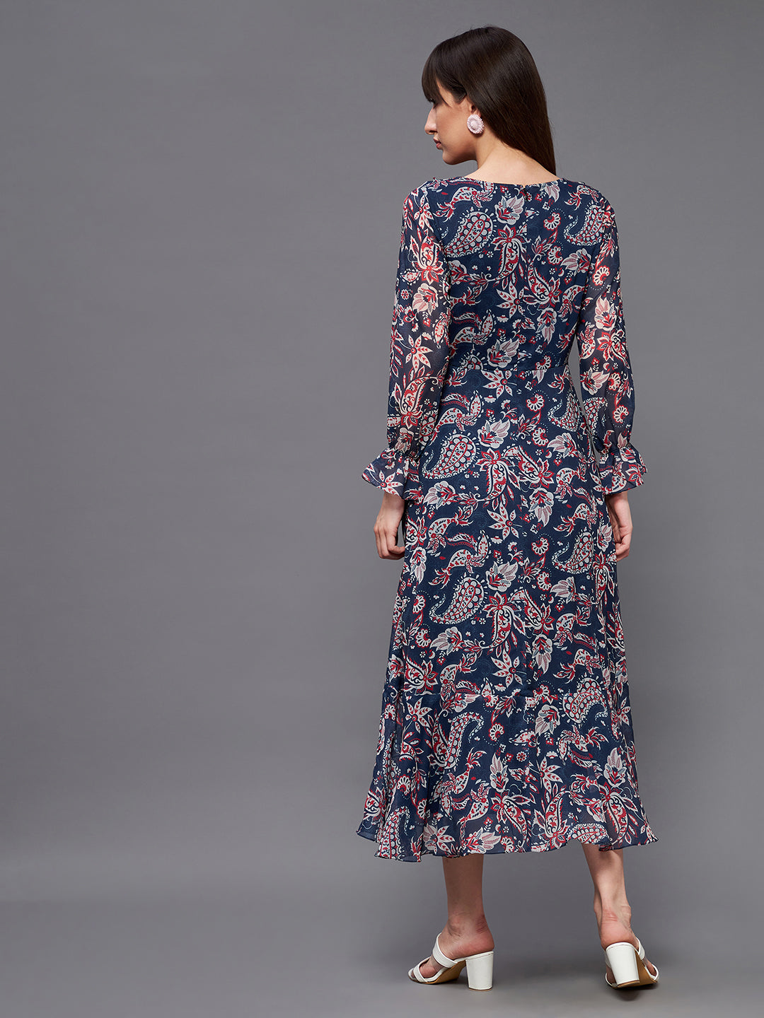 Women's Multicolored-Base-Navy Blue V Neck Full Sleeves Polyester Relaxed Fit Midi Length Dress