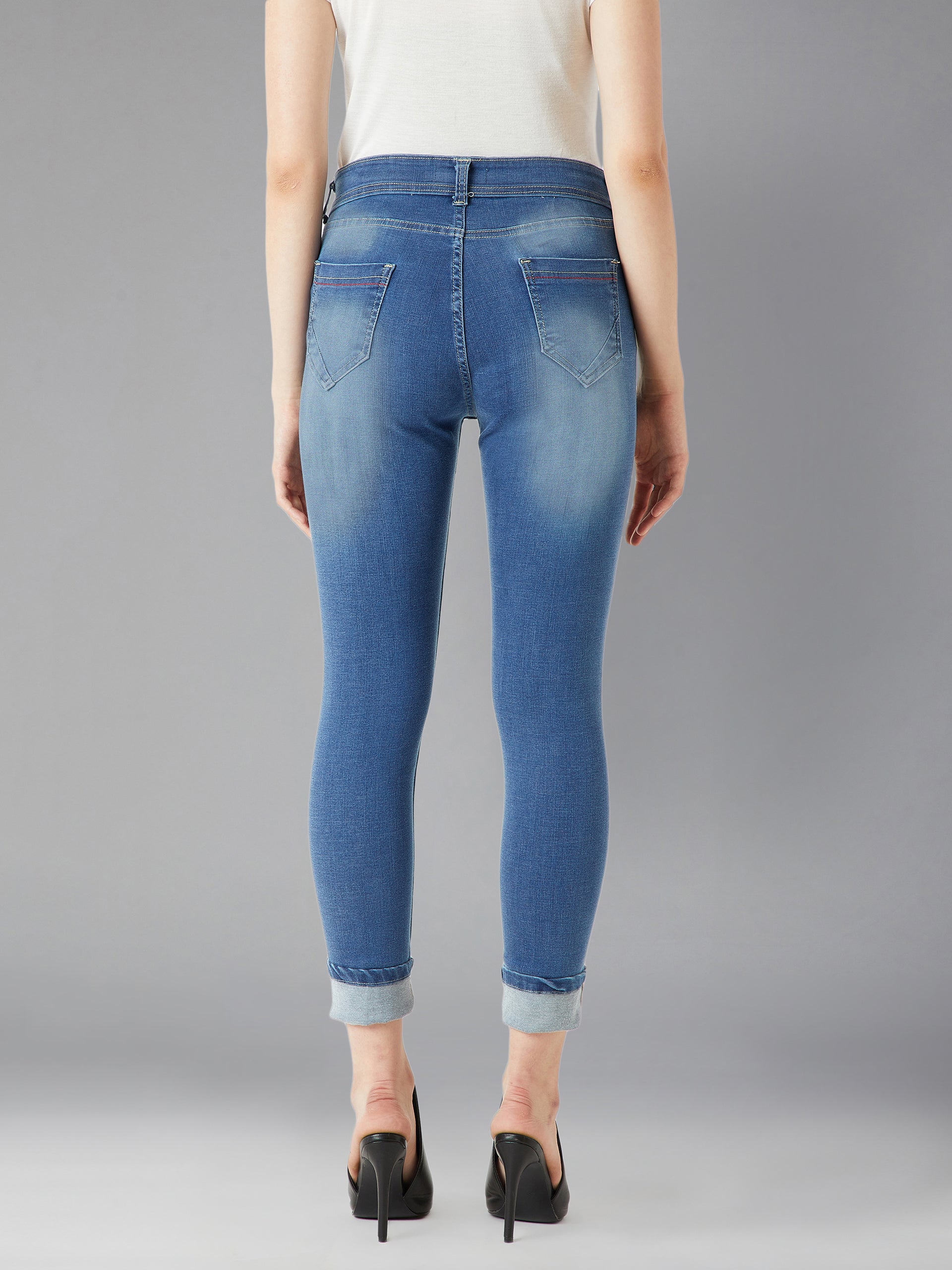 Women's Blue Skinny Fit High Rise Clean Look Regular Length Twill Tape Detailing Scraped Stretchable Denim Jeans