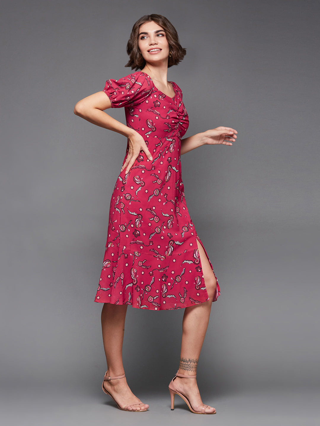 Women's Multicolored-Base-Dark Pink Sweetheart Half Sleeve Floral Fit & Flare Midi Dress