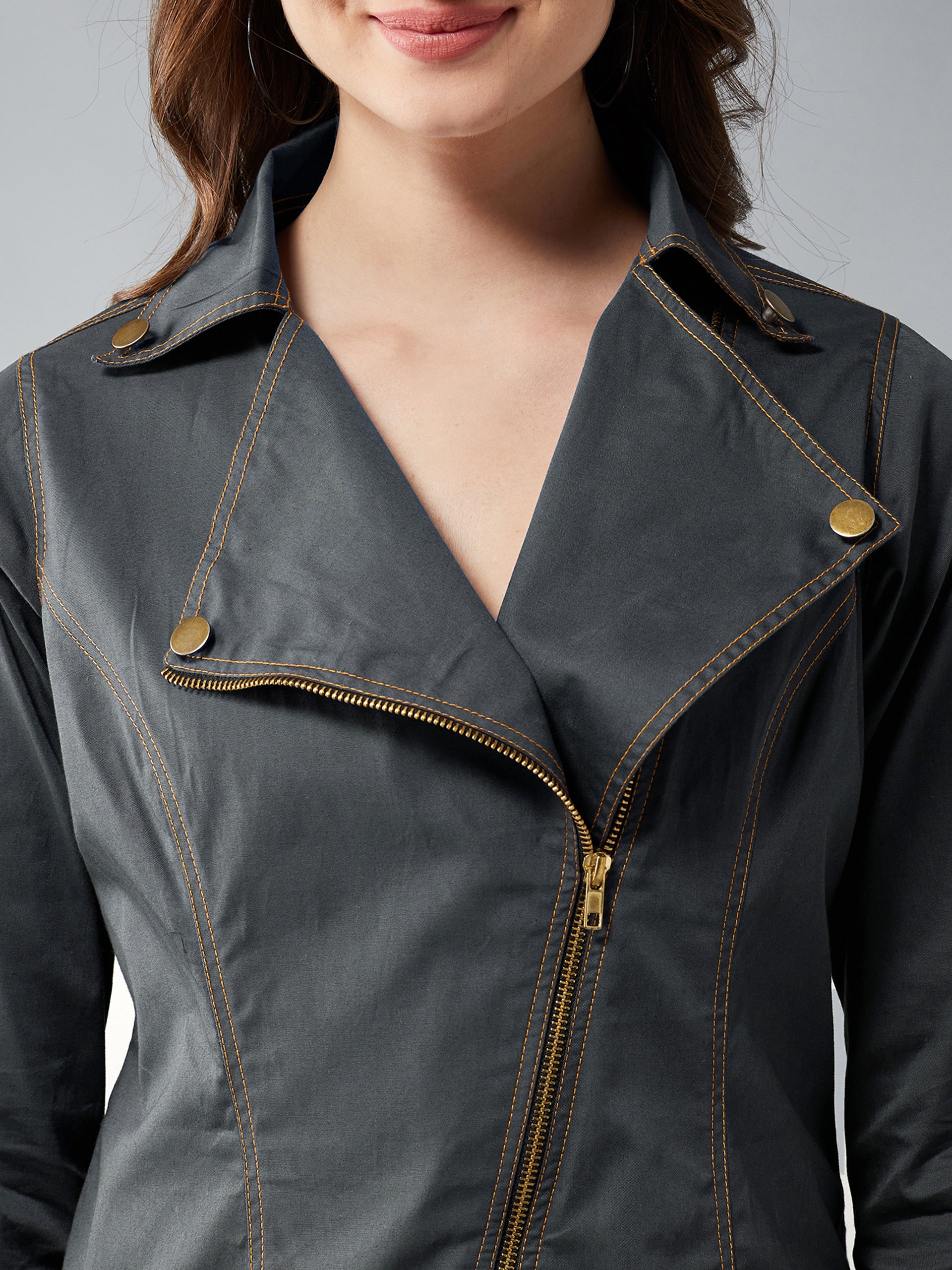 Women's Green Collared Full Sleeves Solid Double Breasted Regular Length Jacket