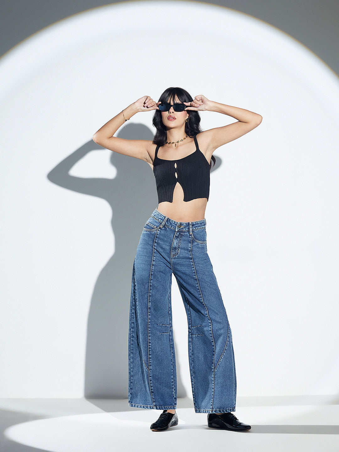 Blue Barrel Fit High-Rise Heavy Wash Whiskered Panelled Denim Jeans For Women