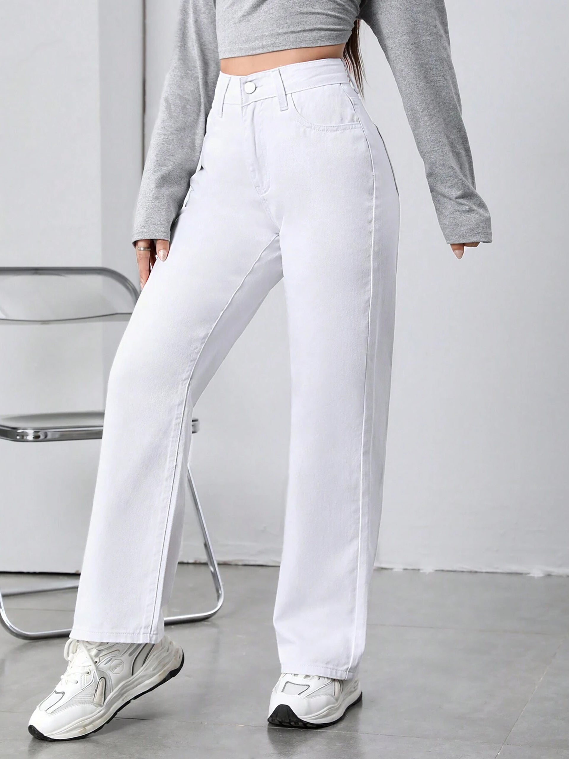 Women's White Straight High-Rise Clean-Look Regular-Length Stretchable Denim Jeans