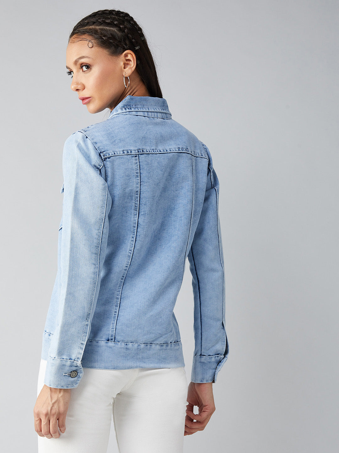 Women's Light Blue Collared Full Sleeves Solid Buttoned Denim Jacket